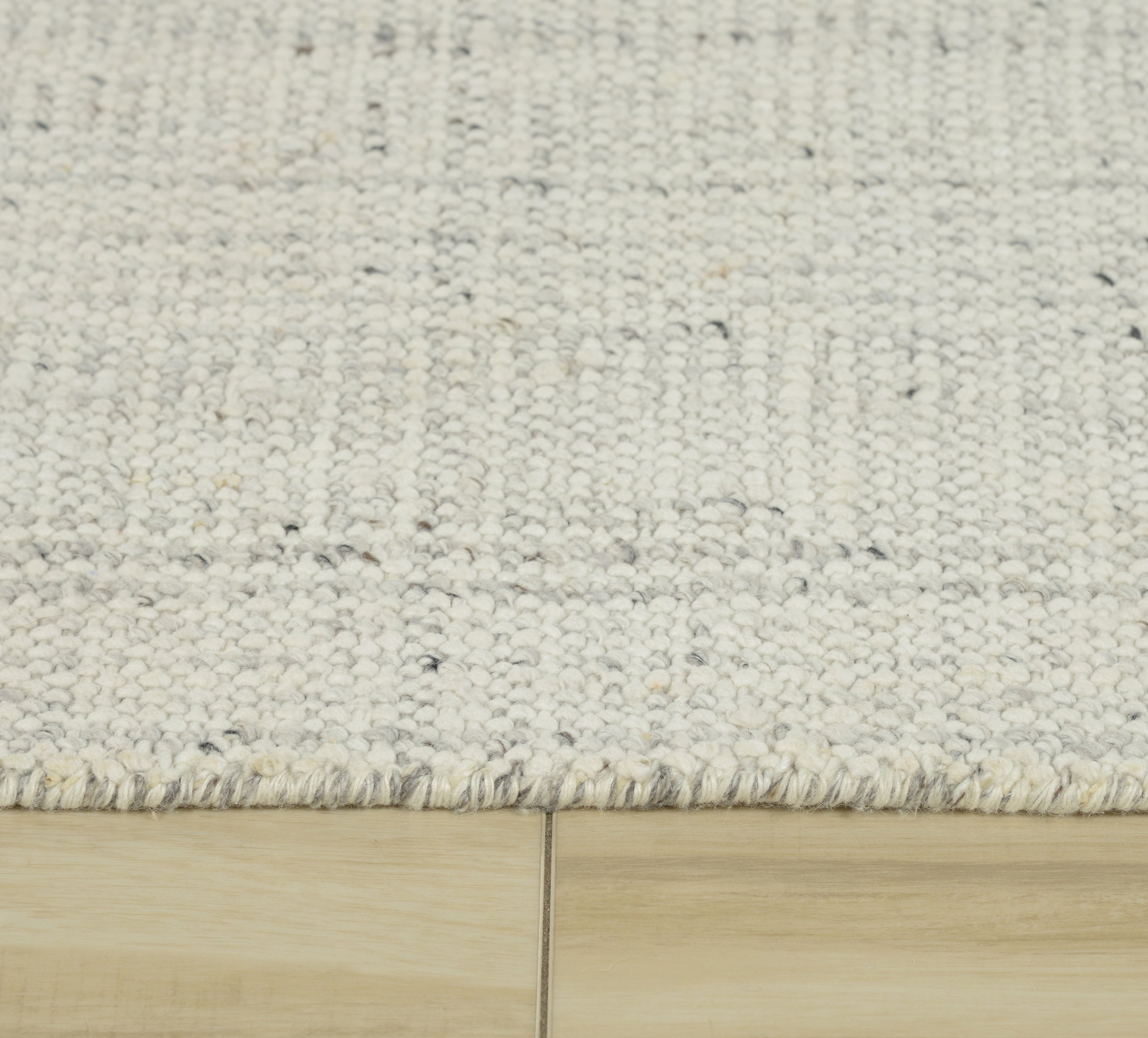 Brynn Hand-Loomed Solid Indoor/Outdoor Area Rug