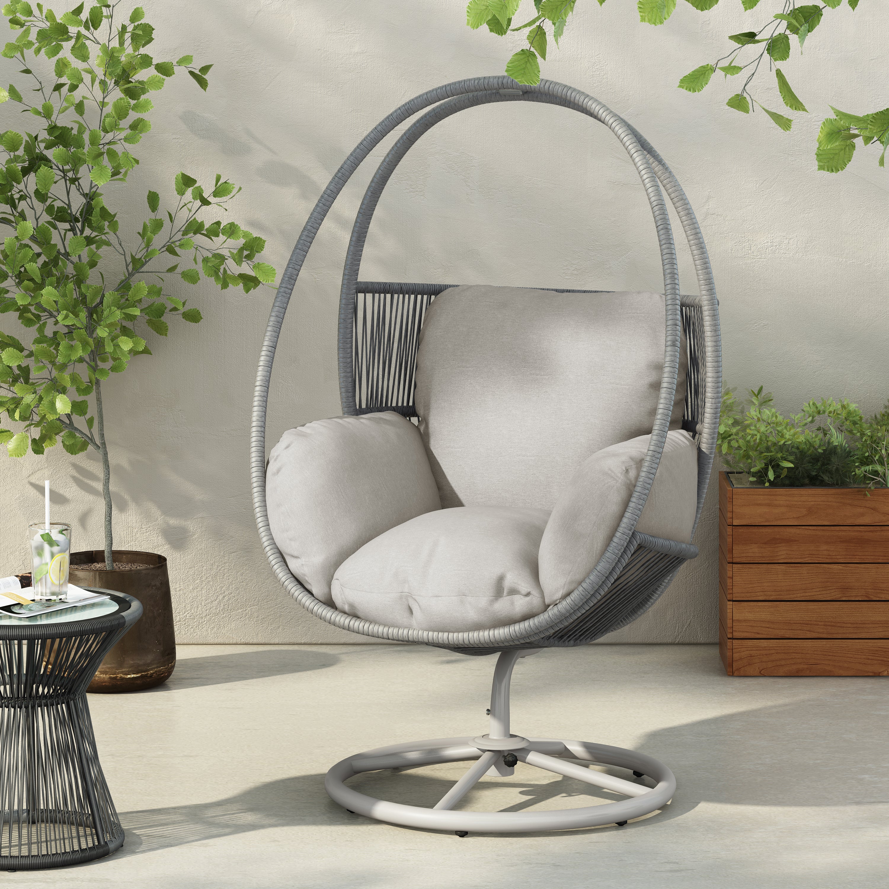 Outdoor Wicker Swivel Lounge Chair with Cushions and Sturdy Iron Base