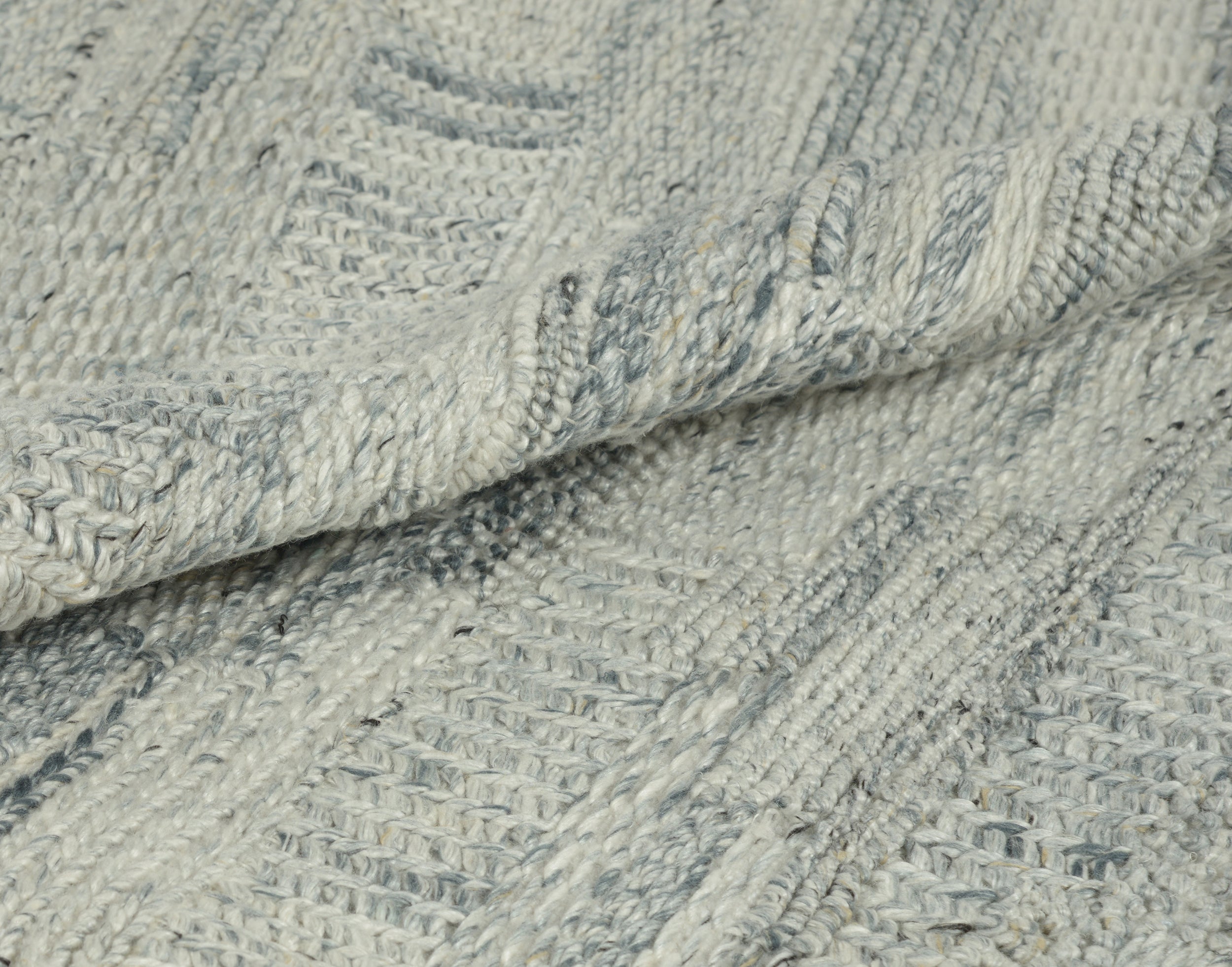 Murtaugh Hand-Woven Geometric Indoor/Outdoor Area Rug