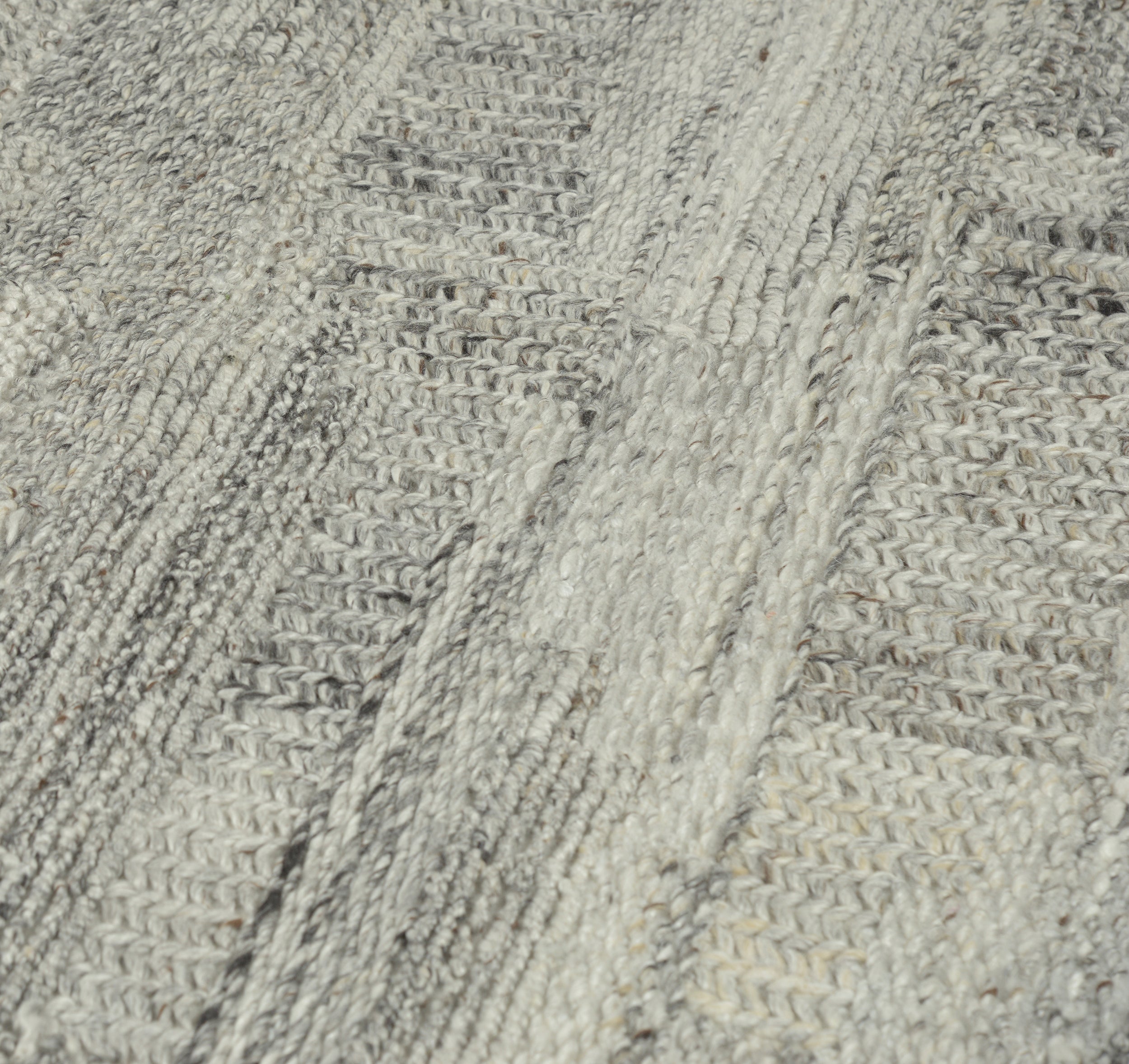 Murtaugh Hand-Woven Geometric Indoor/Outdoor Area Rug