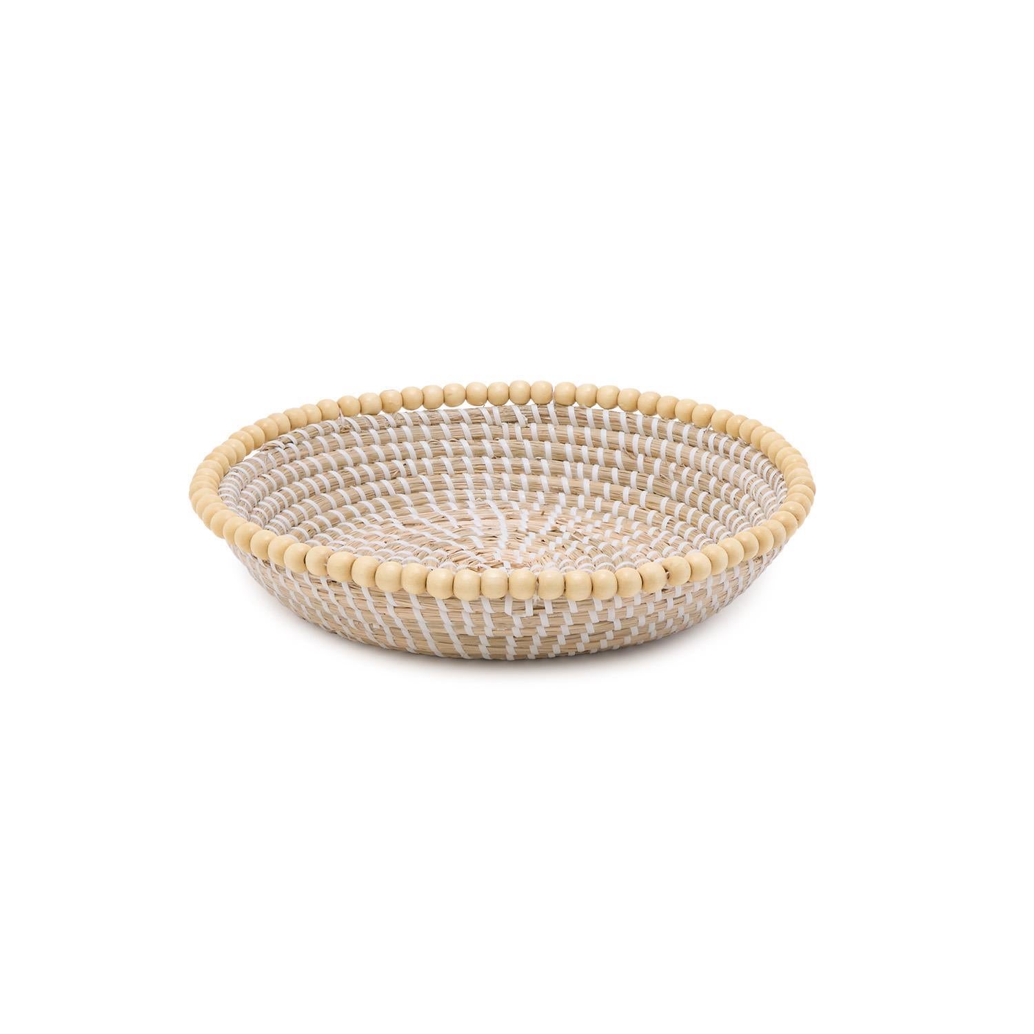 Natural Seagrass Round Serving Tray with Decorative Wooden Bead Accent, Set of 3