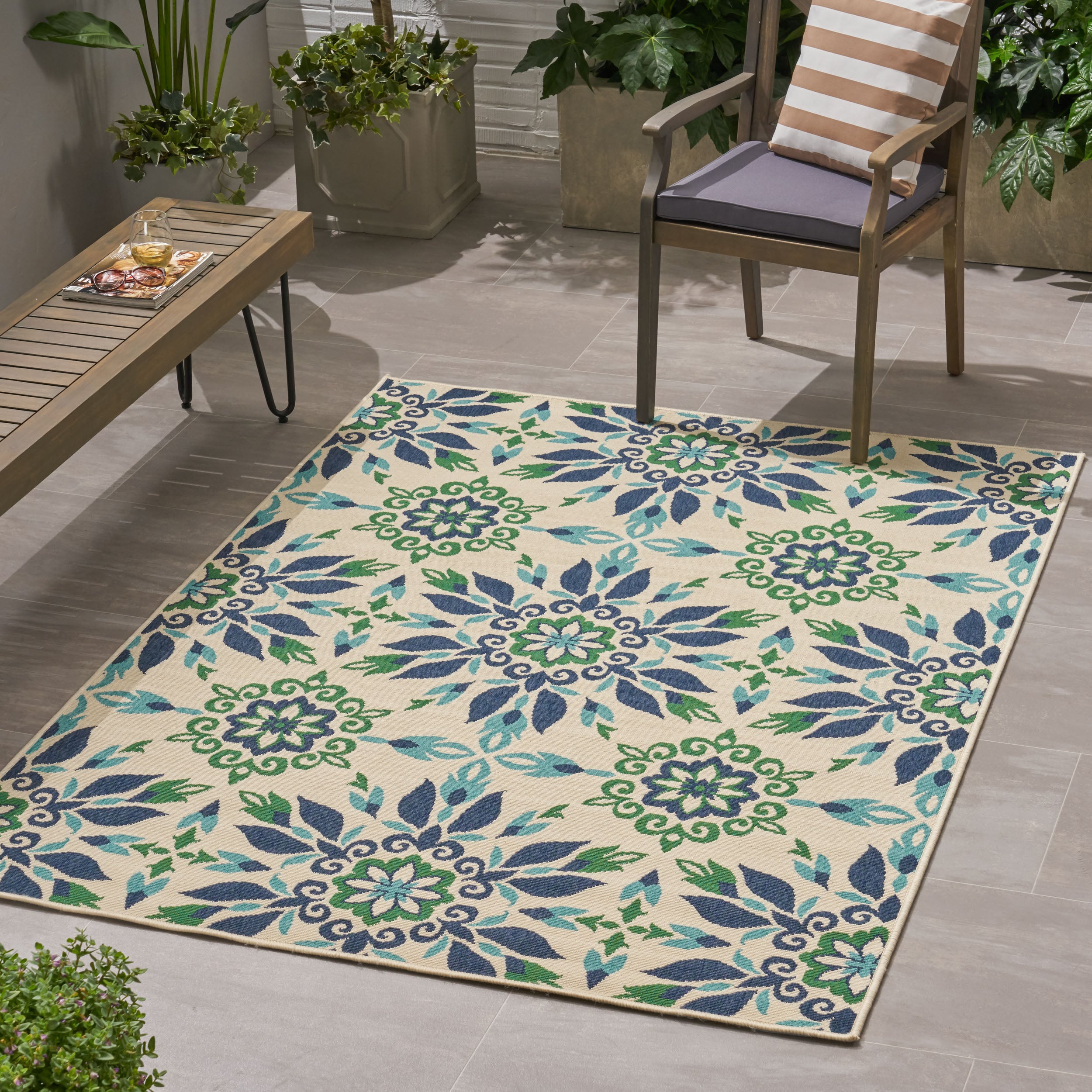 84" x 63" Outdoor Rug with Rectangle Shape
