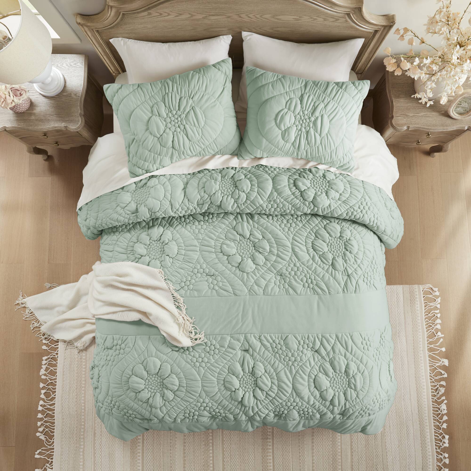 3-Piece Romantic Floral Comforter Set