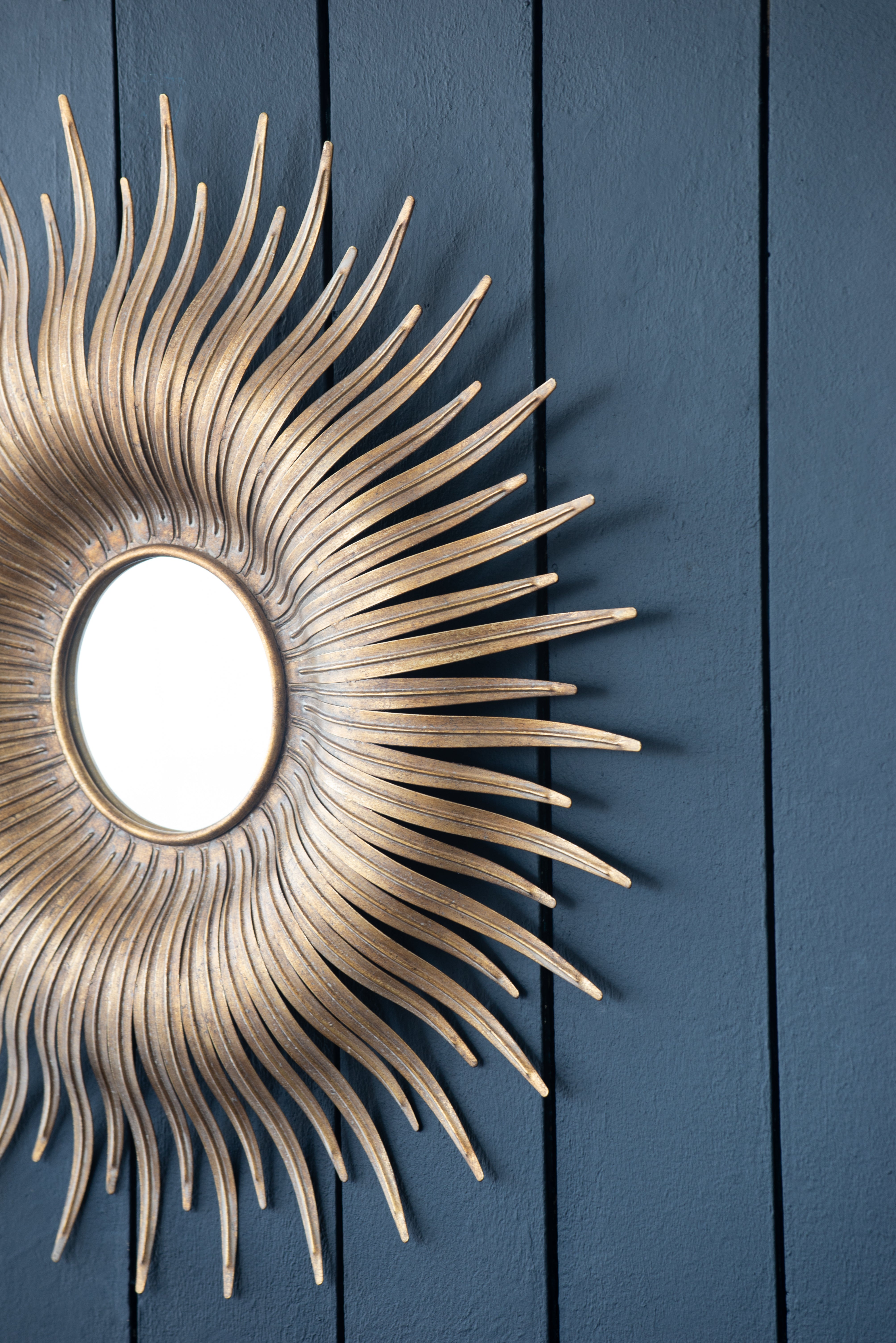 28.3' in Retro Design Gold Sunburst Metal Wall Mirror Decorative Mirror