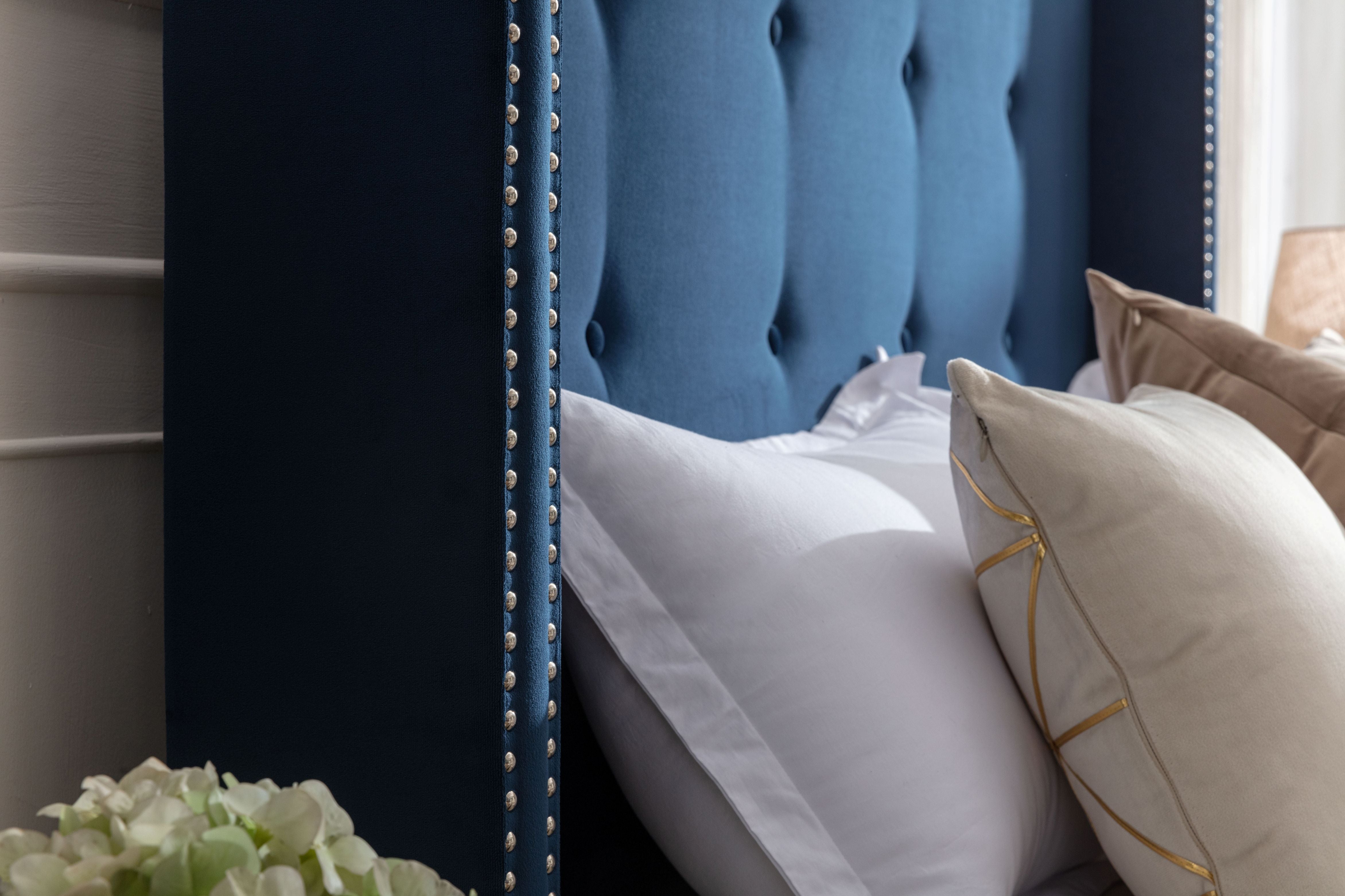 Peyton Upholstered Bed