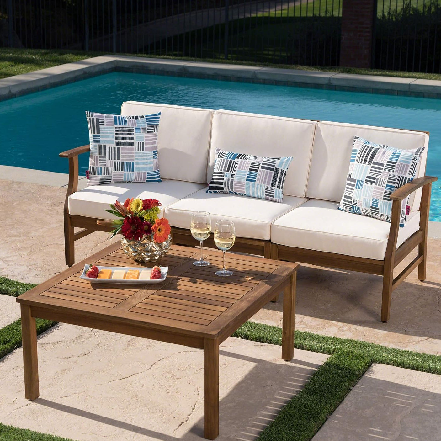 Perla Outdoor 2-Piece Chat Set