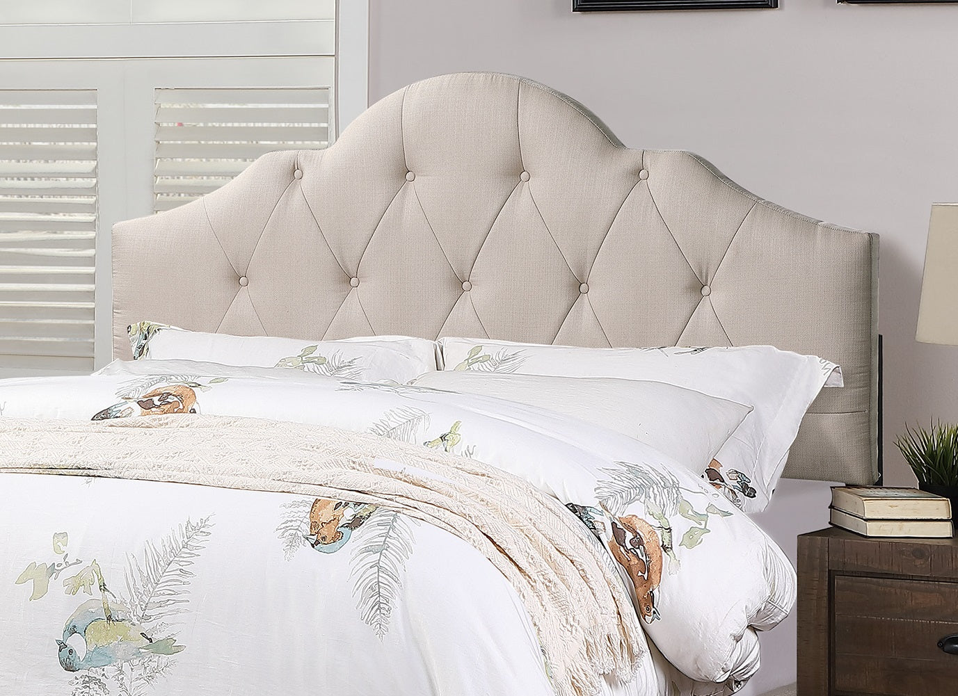 Pier 1 Tufted Upholstered Bed - Thumbnail 5