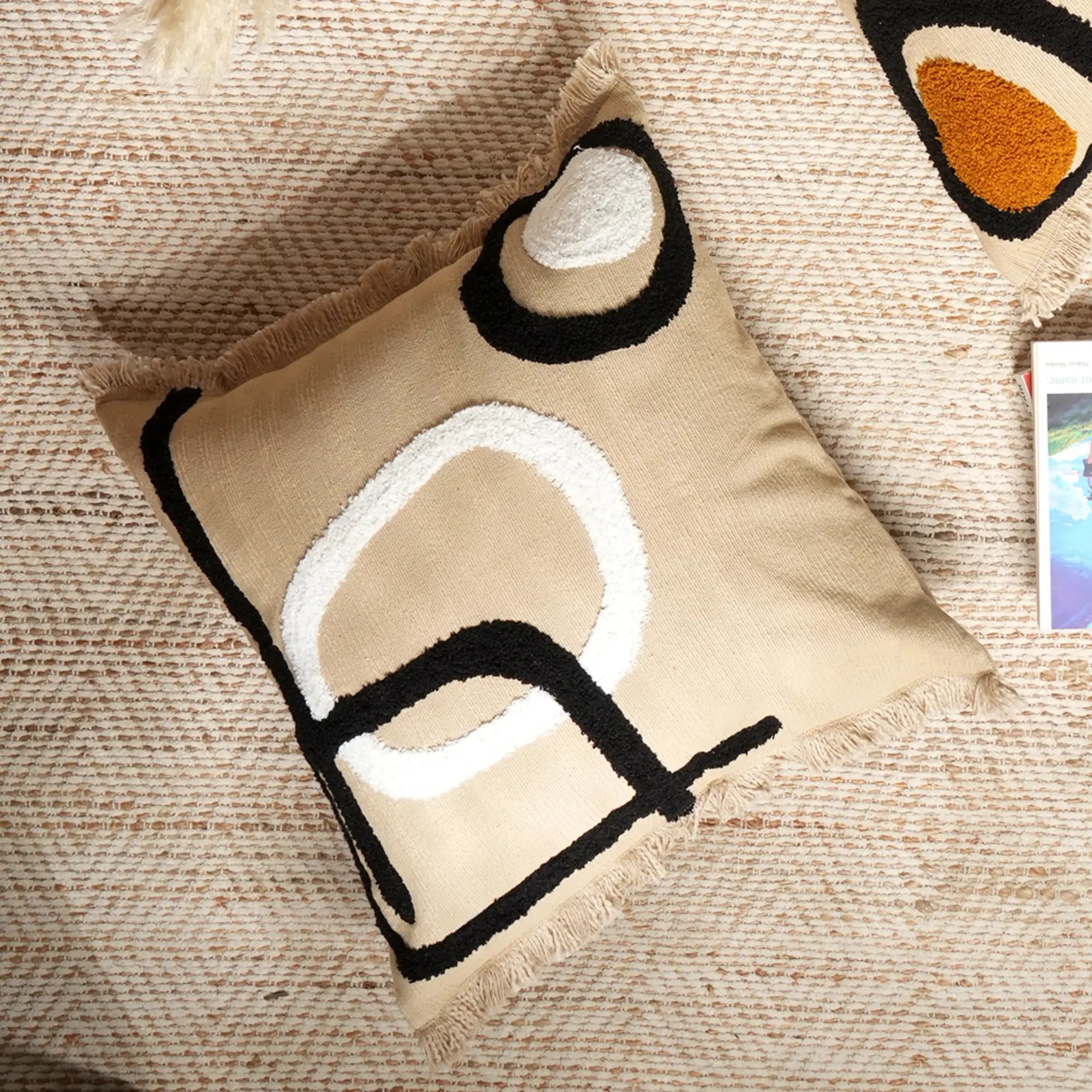 Tufted Cotton Slub Pillow