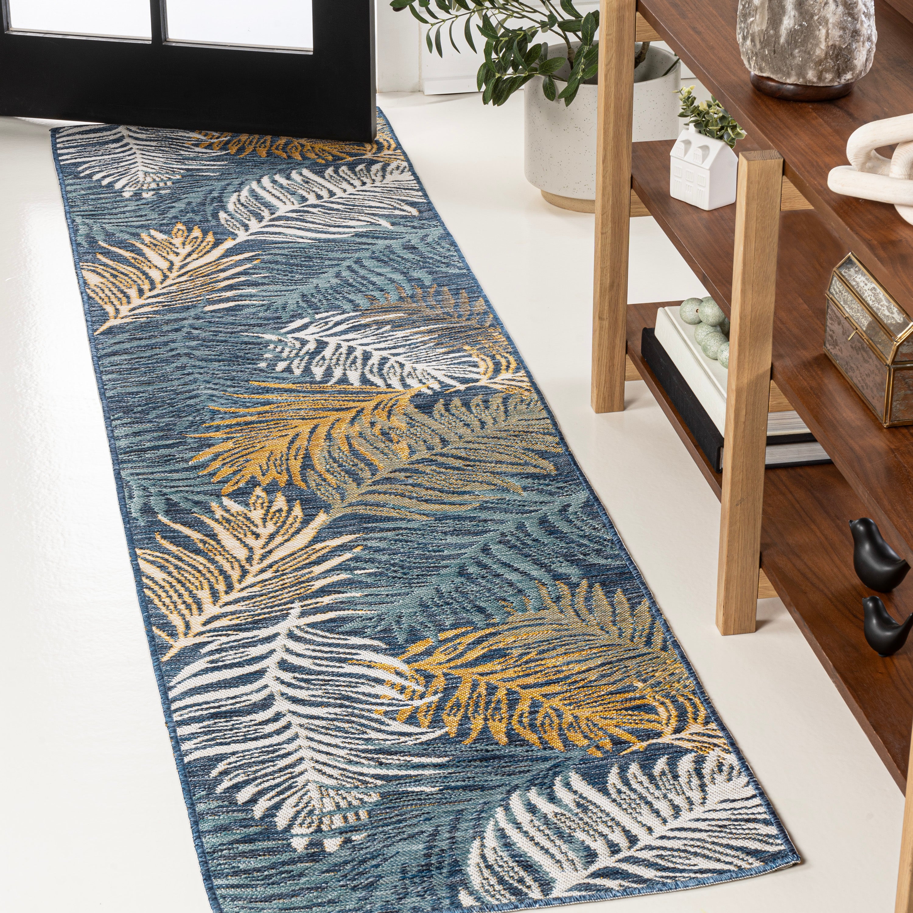 Calypso Coastal Casual Palm Frond Reversible Machine-Washable Indoor/Outdoor Runner Rug
