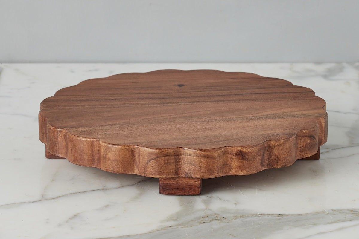 Scalloped Trivet Riser
