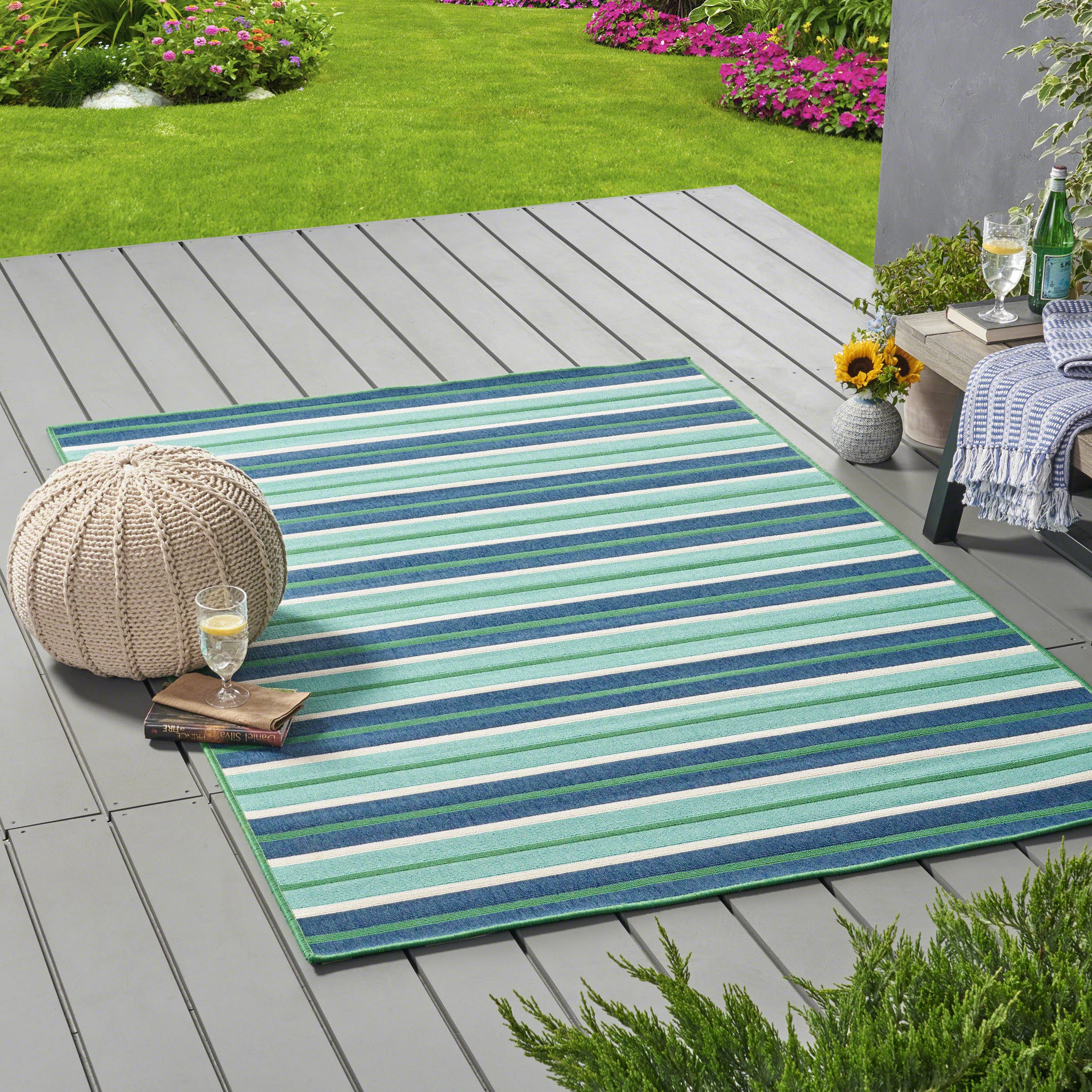 90"x63" Outdoor Rectangular Rug with Striped Regency Design