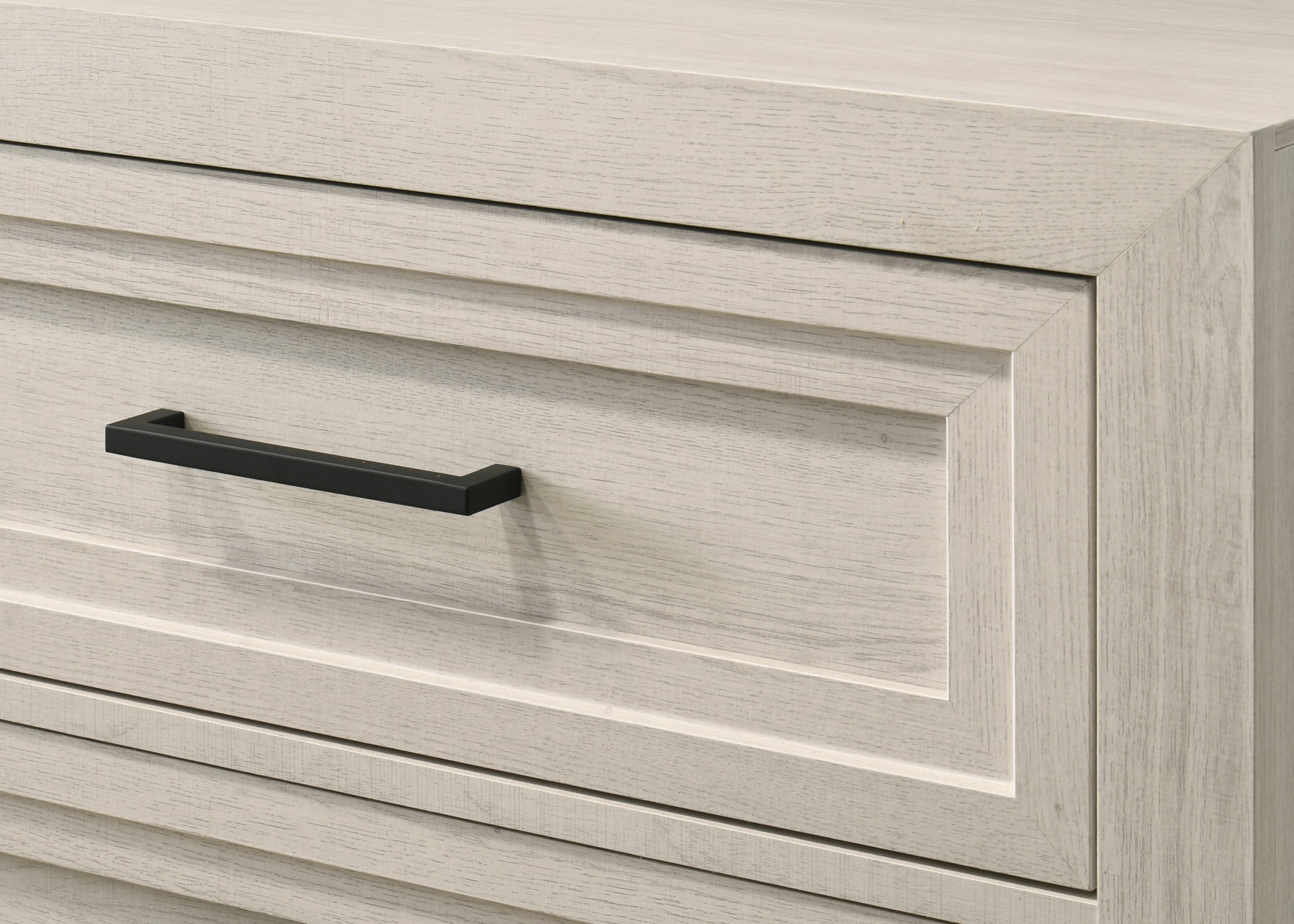 Havenwood Geometric Design Contemporary 6-Drawer Dresser