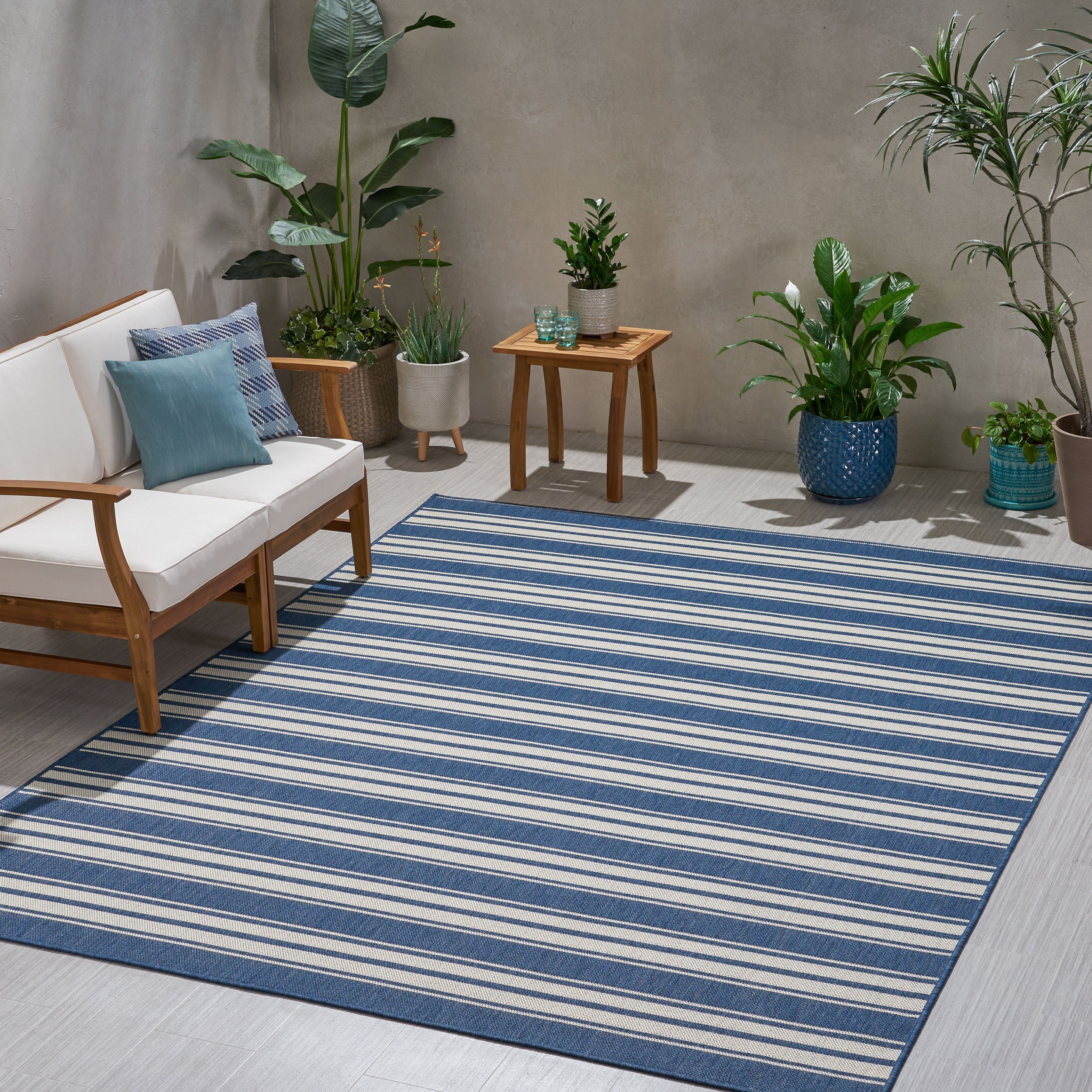 94" x 120" Polypropylene Outdoor Area Rug