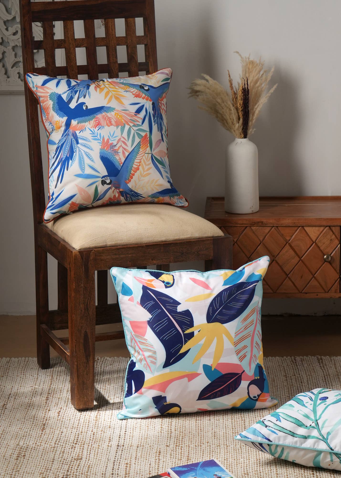 Parrot Printed Indoor/Outdoor Pillow