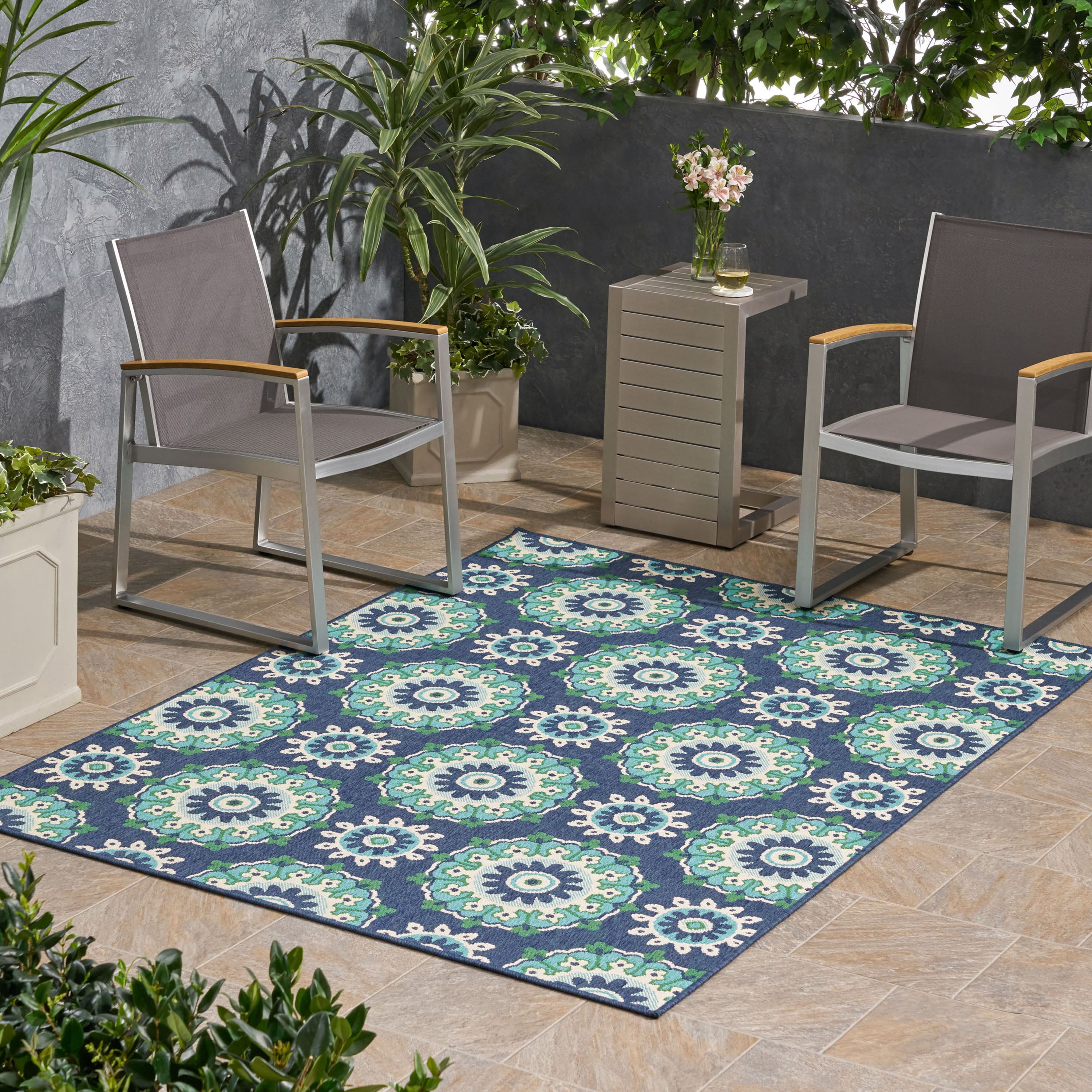 84"x63" Outdoor Rug with Loop Pile Texture