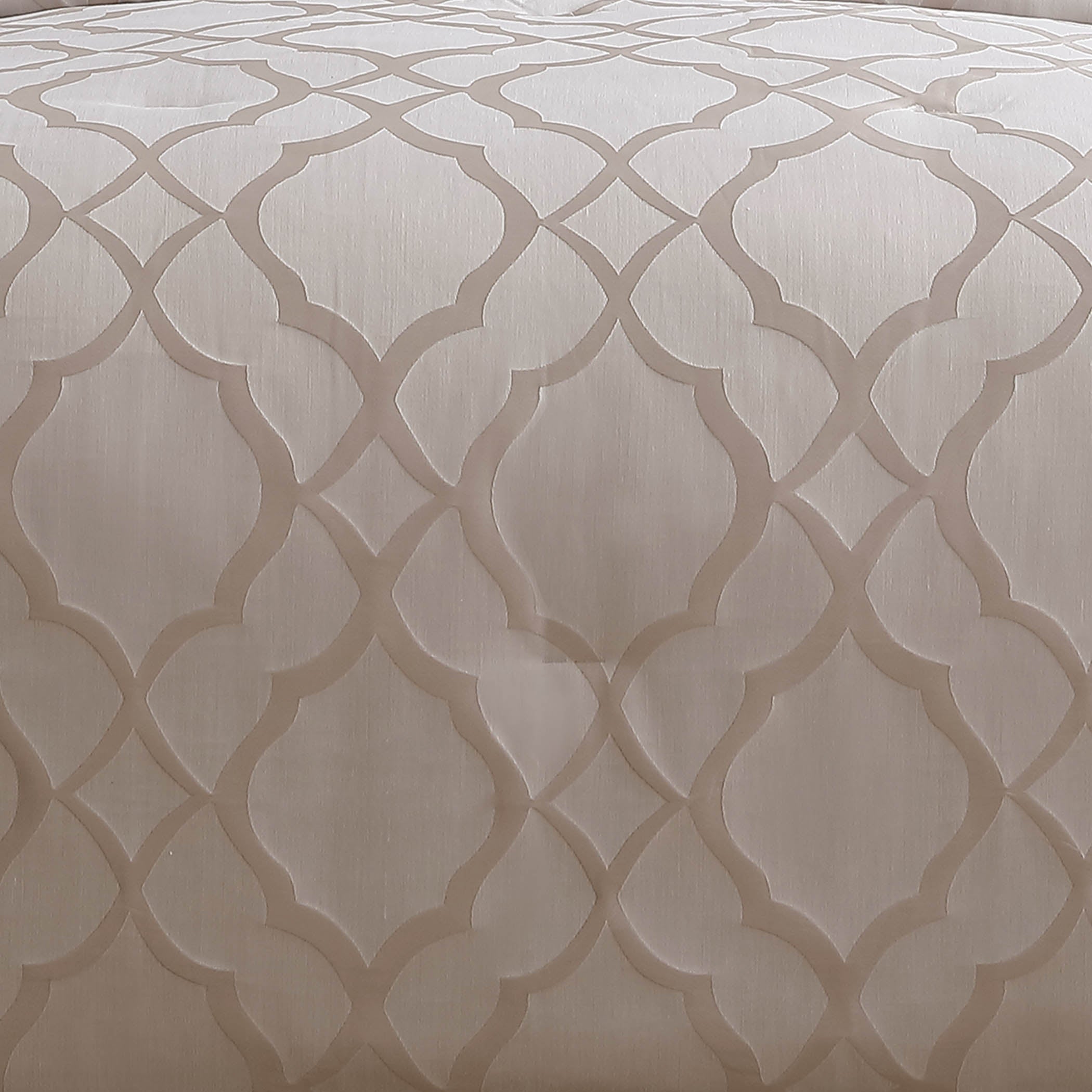 Tinley Comforter Set