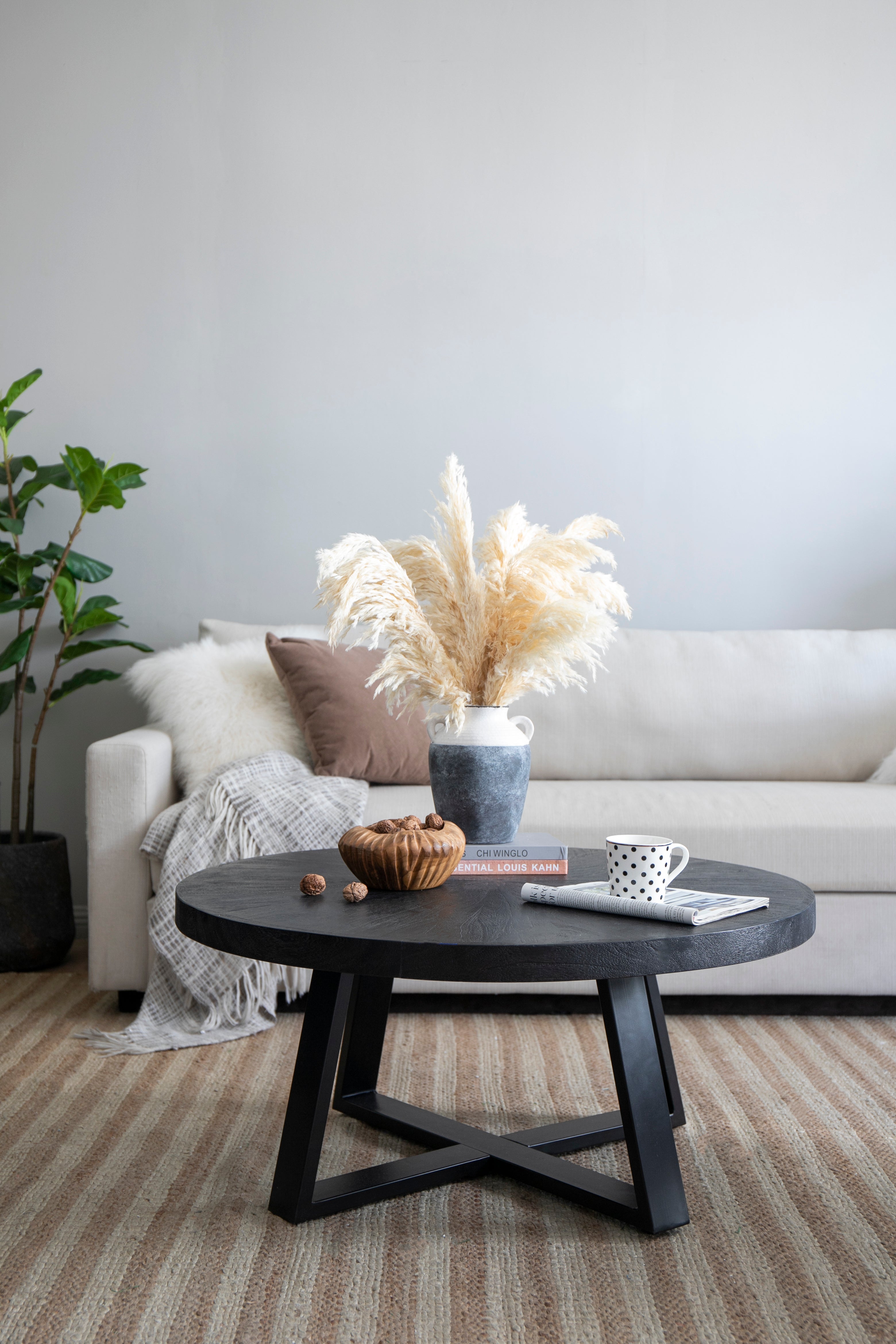 Round Coffee Table, Black