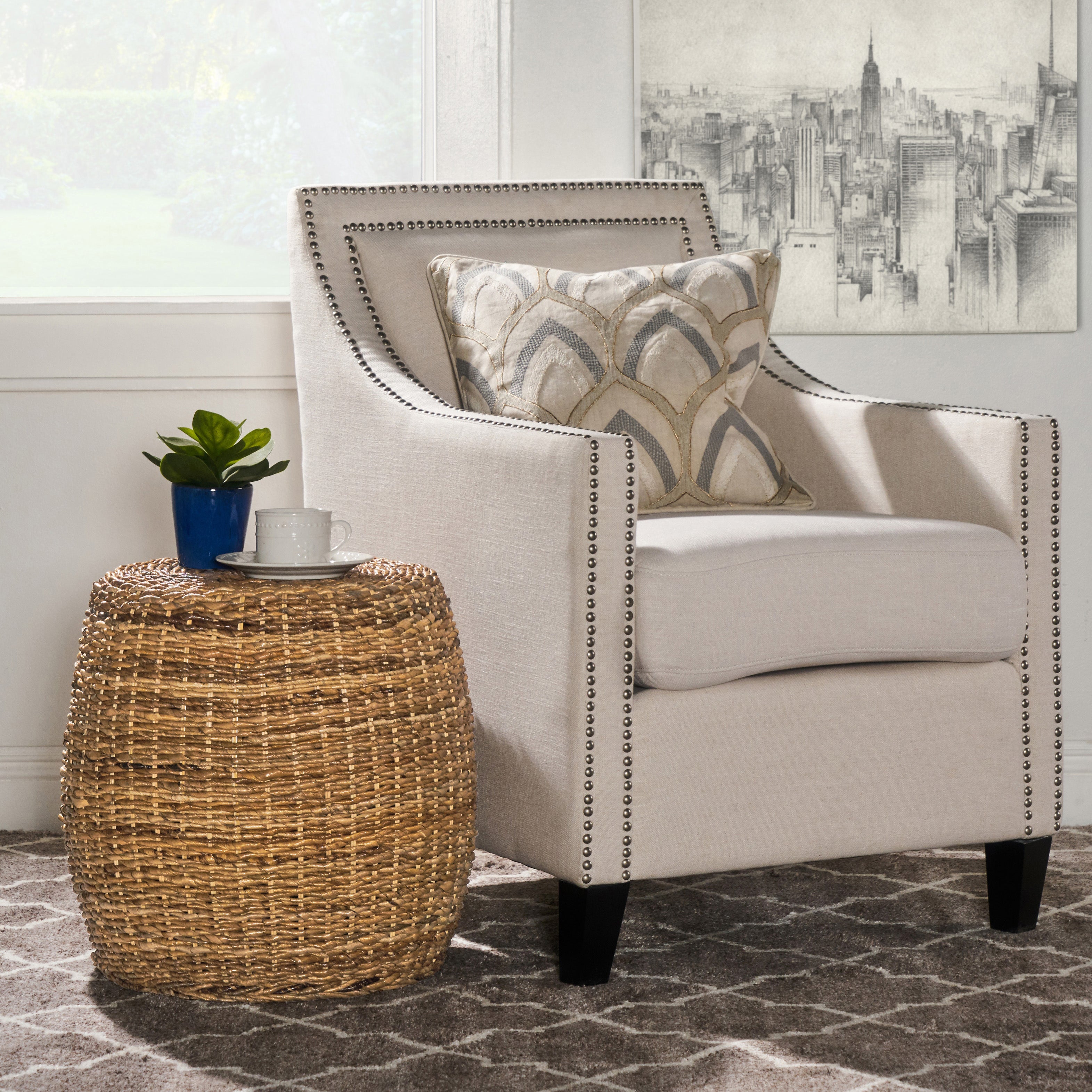Nido Round Woven Drum-Style End Table