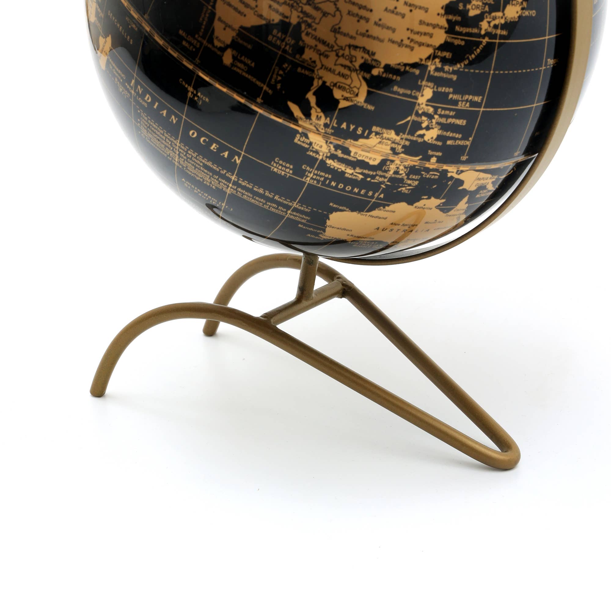 Tabletop Iron Electroplated Globe With V Stand