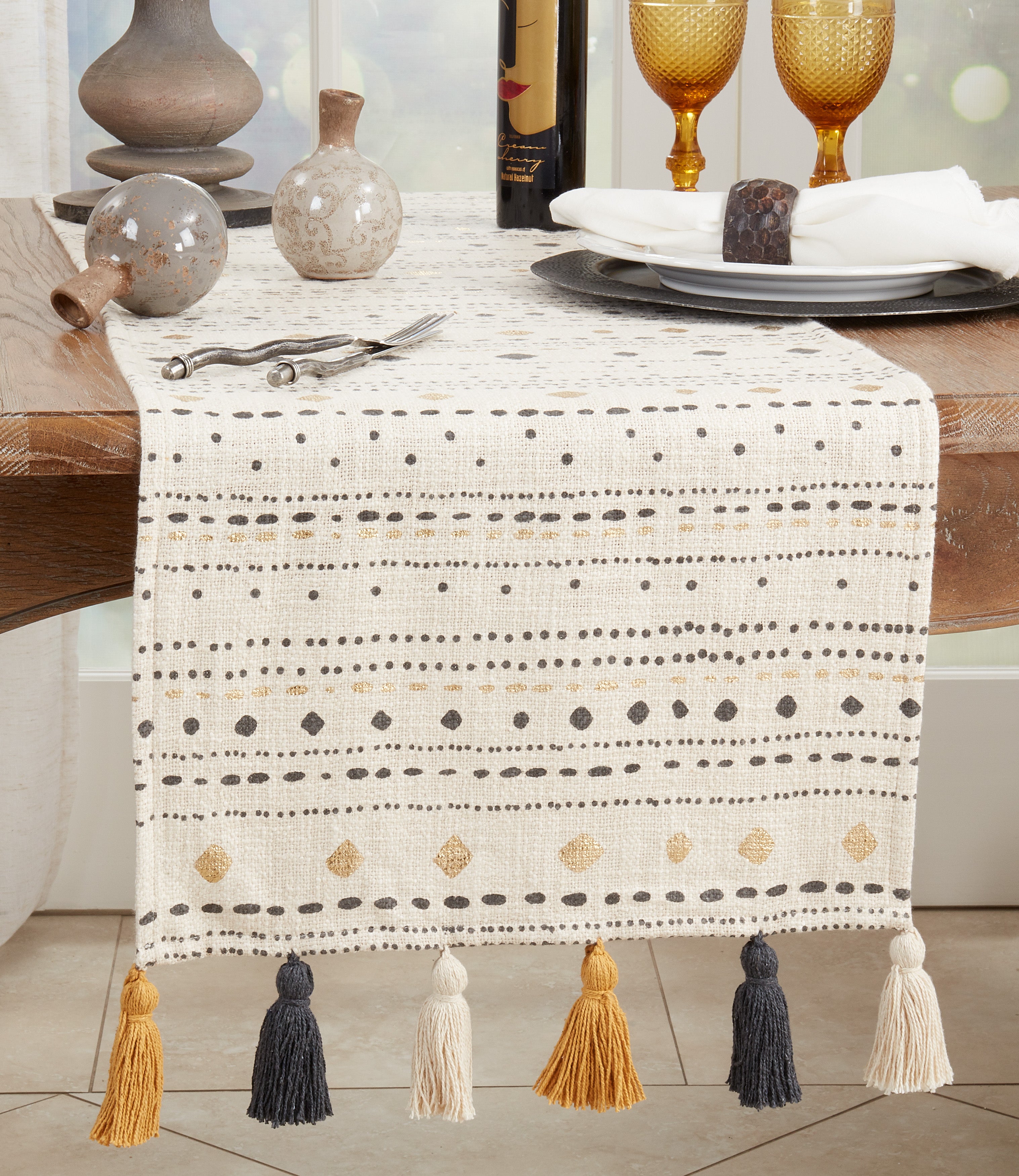 Printed Diamond Dash Table Runner