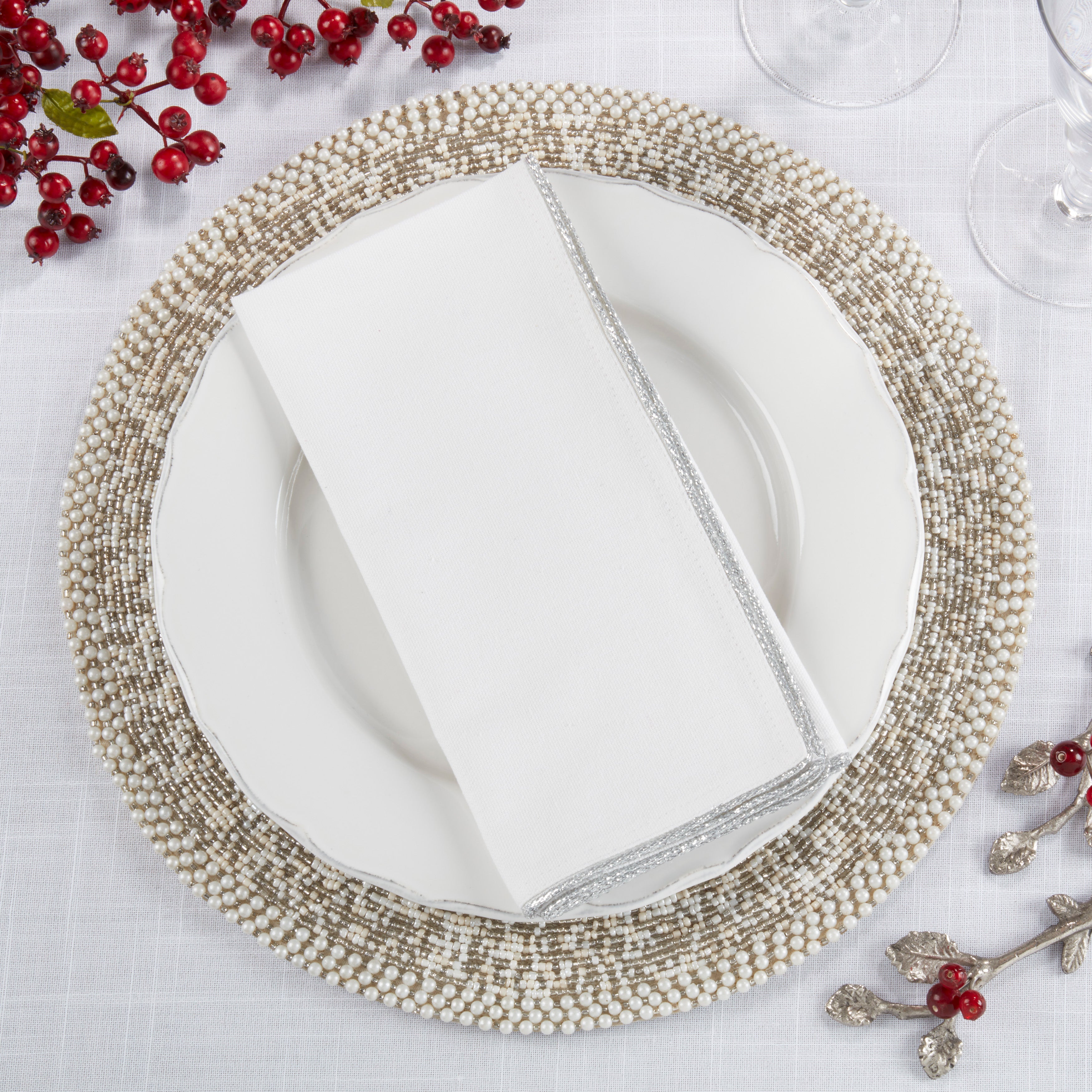 Shimmering Border Design Dinner Napkin, Set of 4