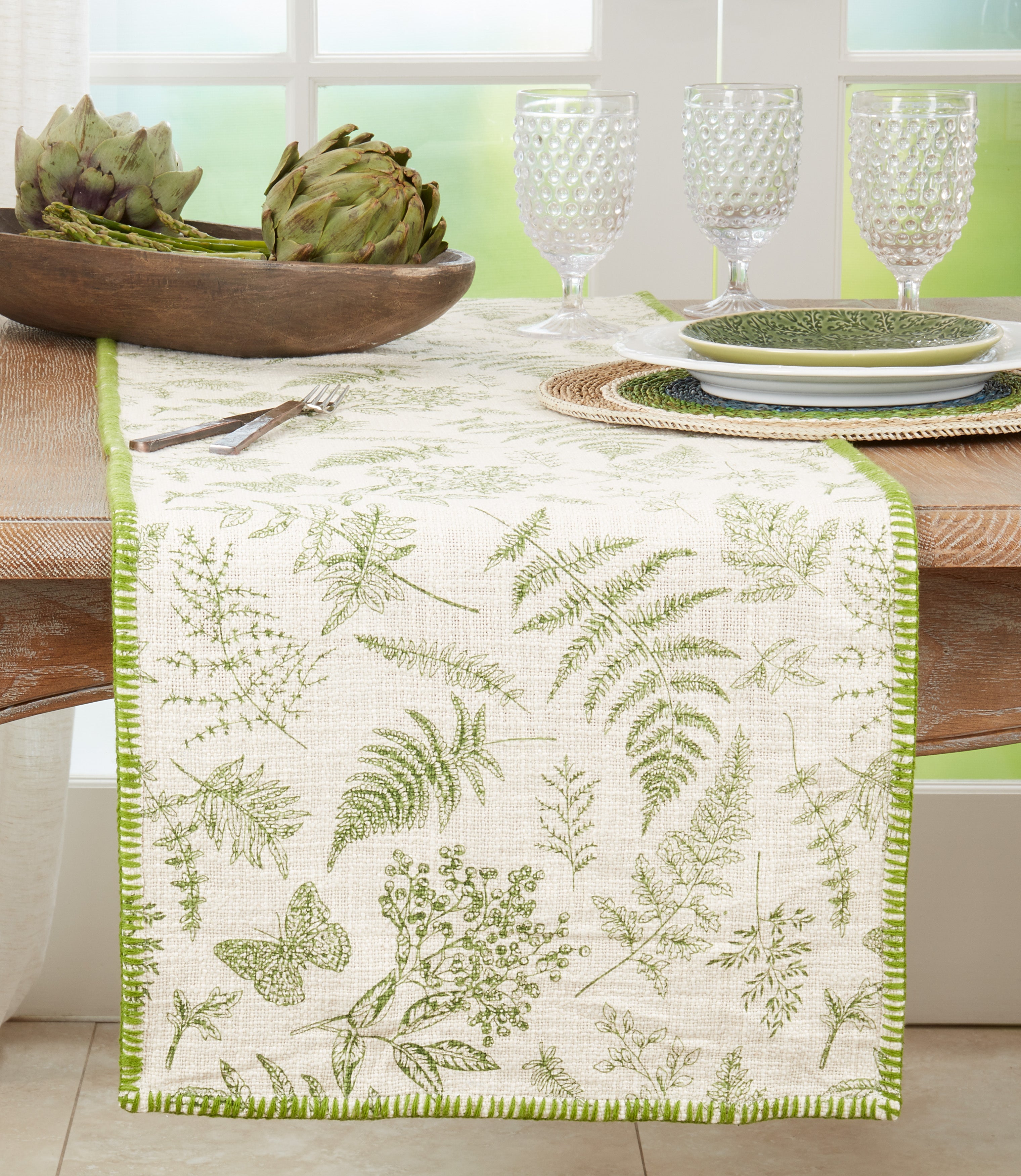 Leaf Whipstitch Table Runner