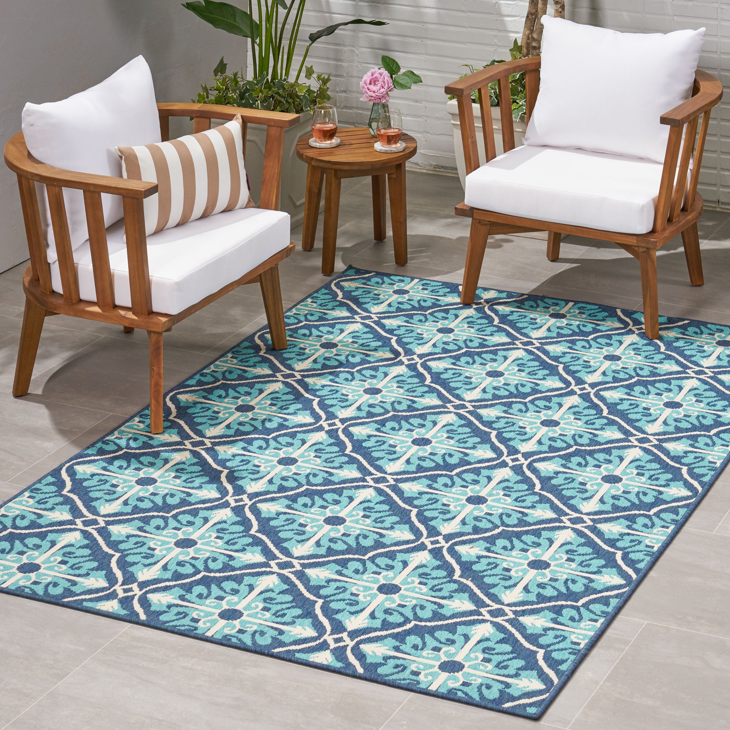 Realized Outdoor Rug with Rectangle Shape and Trellis Pattern