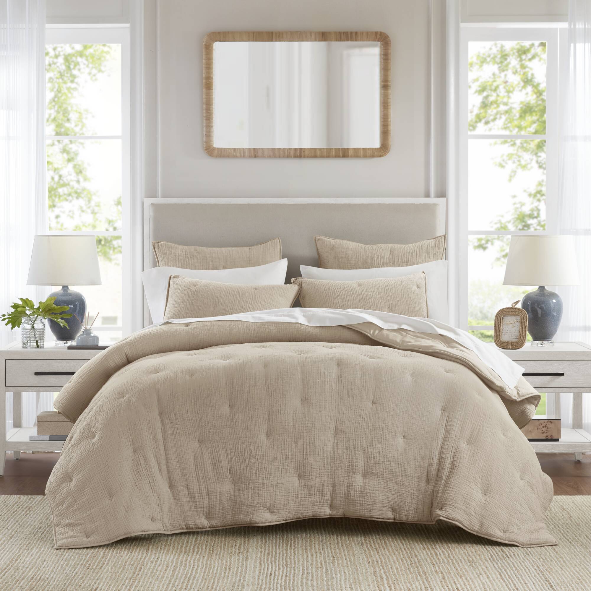 3 Piece Cotton Gauze Embroidered Quilt Set