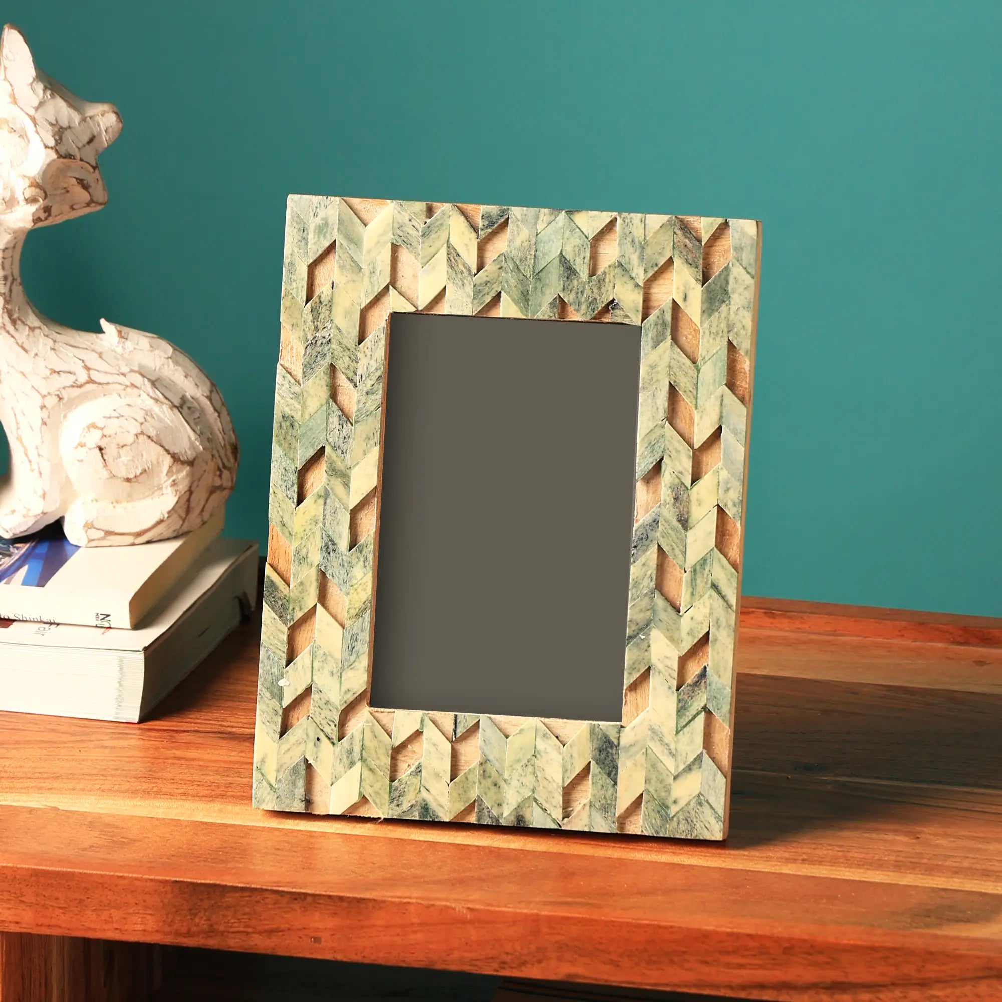 Bone Chevron Chips Overlay Frame - Thumbnail 4