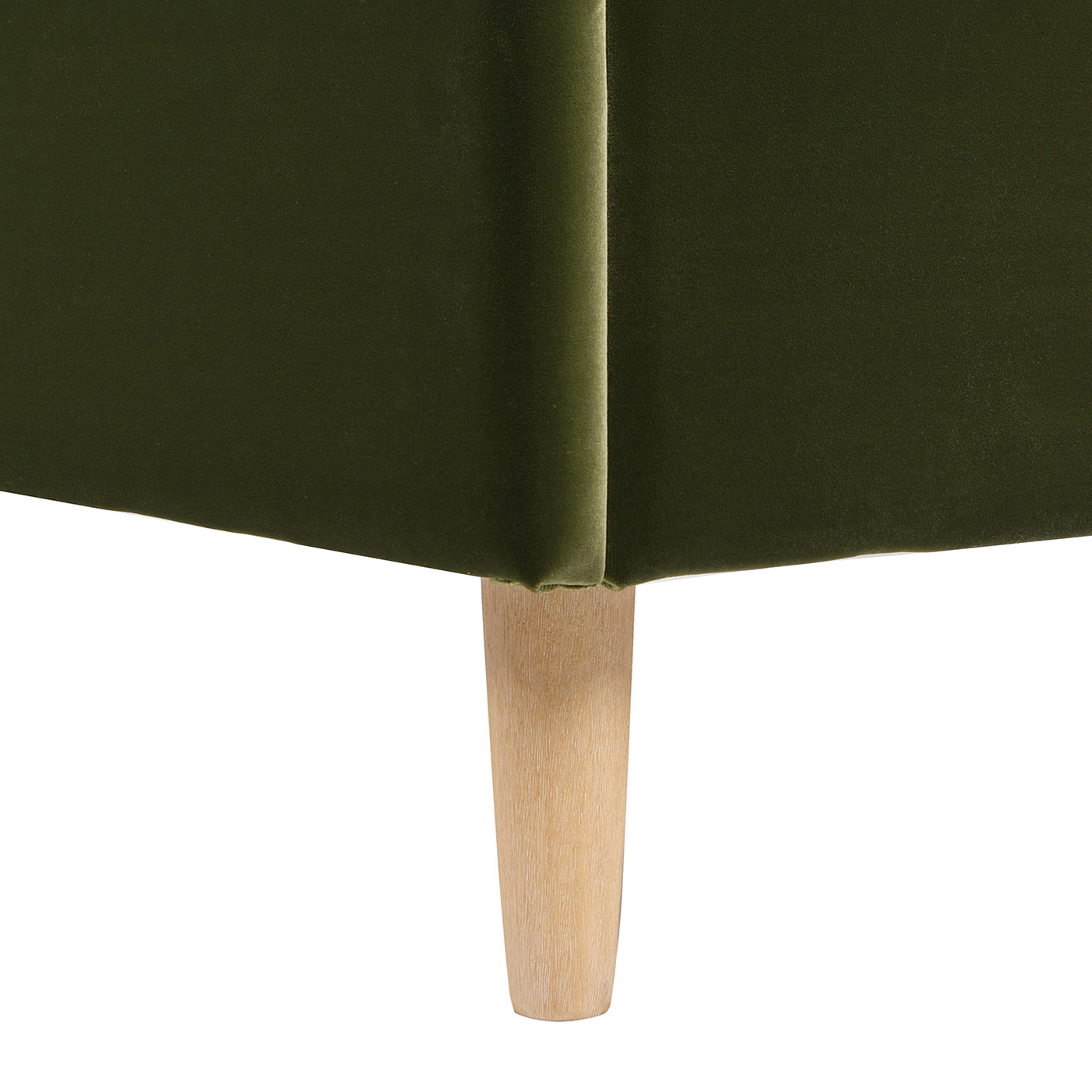 Essencee Upholstered Platform Bed with Wavy Headboard and Wood Legs
