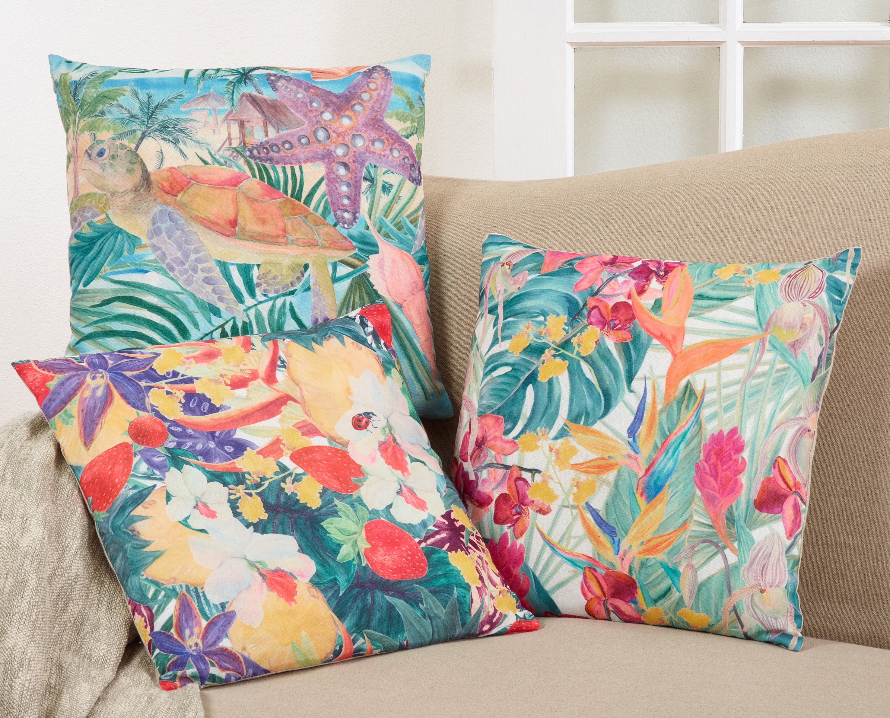 Tropical Floral Print Throw Pillow
