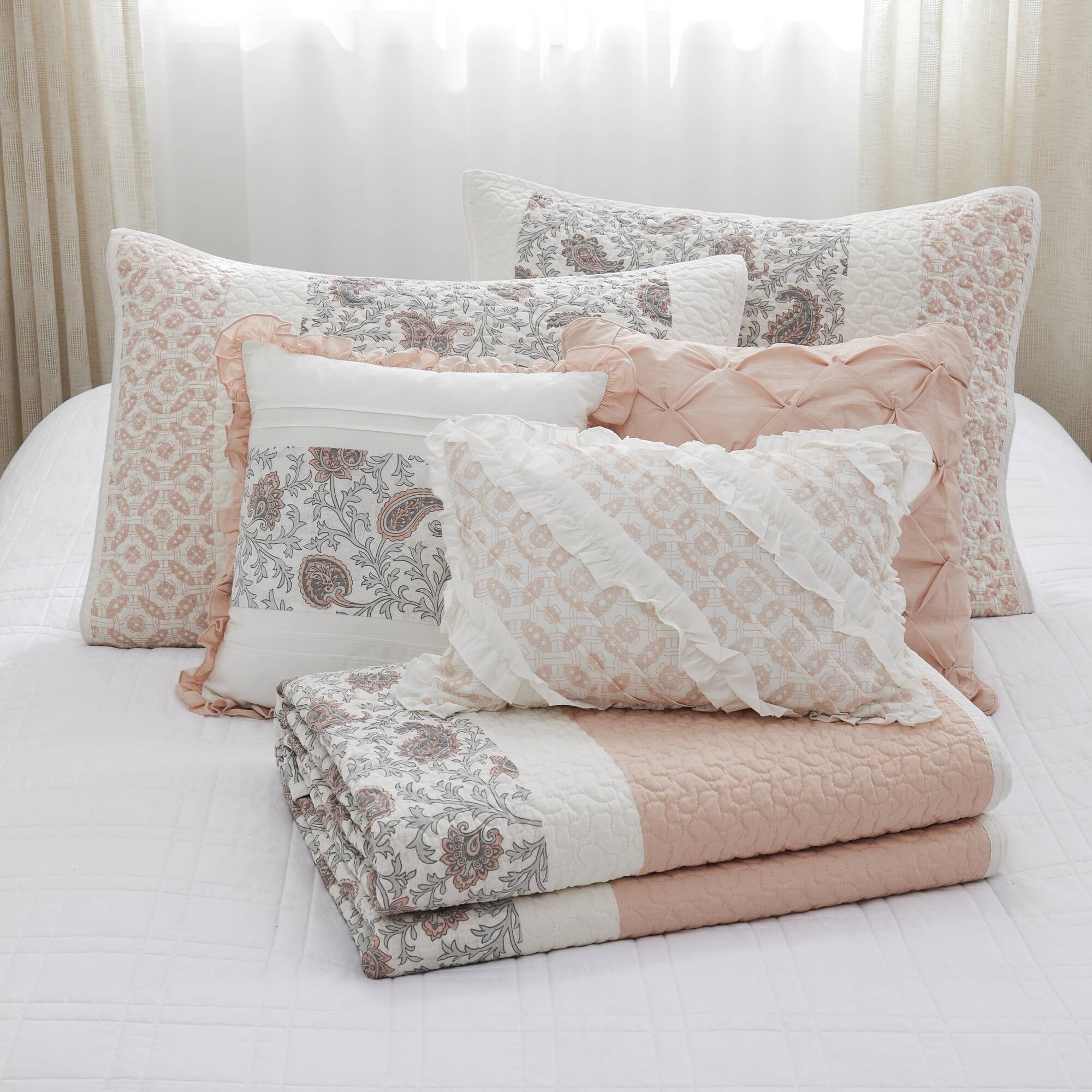 Dawn 6-Piece Cotton Percale Quilt Set with Throw Pillows