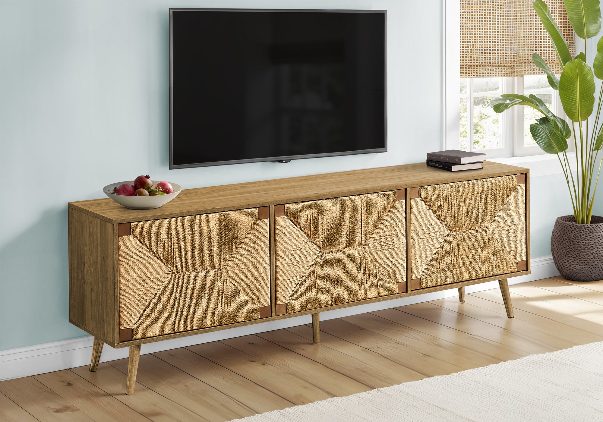 Mid Century Seagrass-Look TV Stand