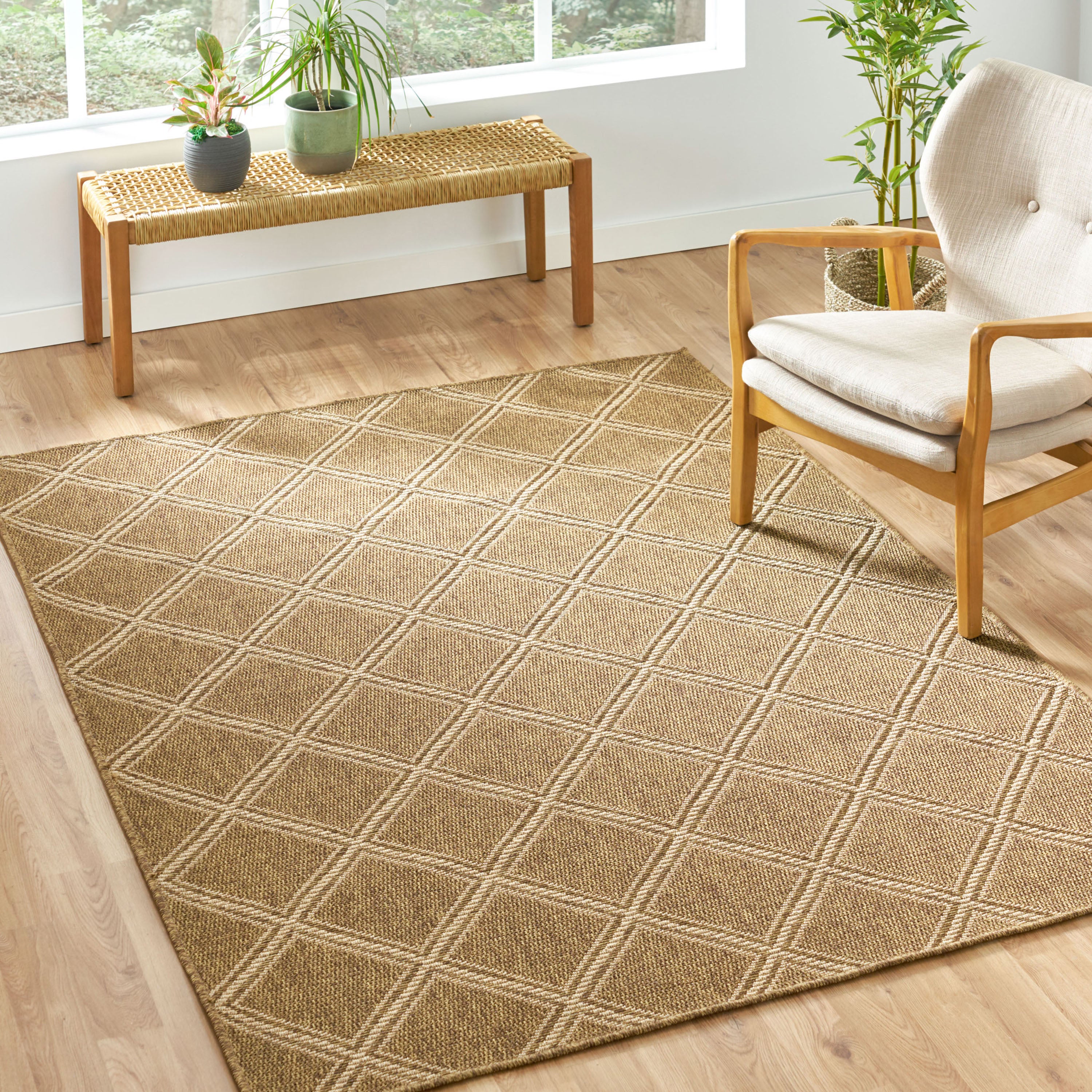 84" x 63" Outdoor Polypropylene Area Rug with Rectangle Shape