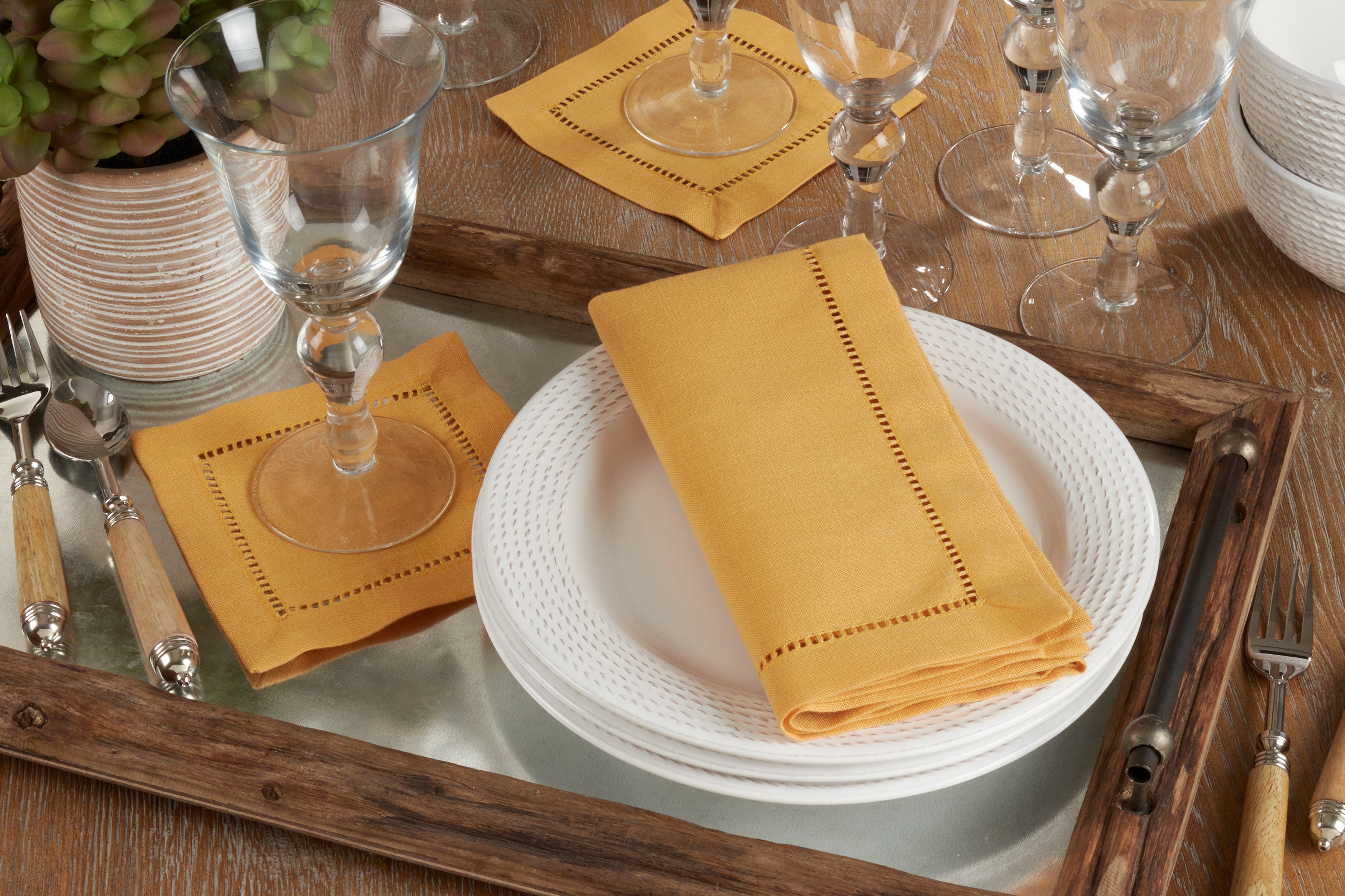 Dinner Napkin with Hemstitched Border, Set of 12