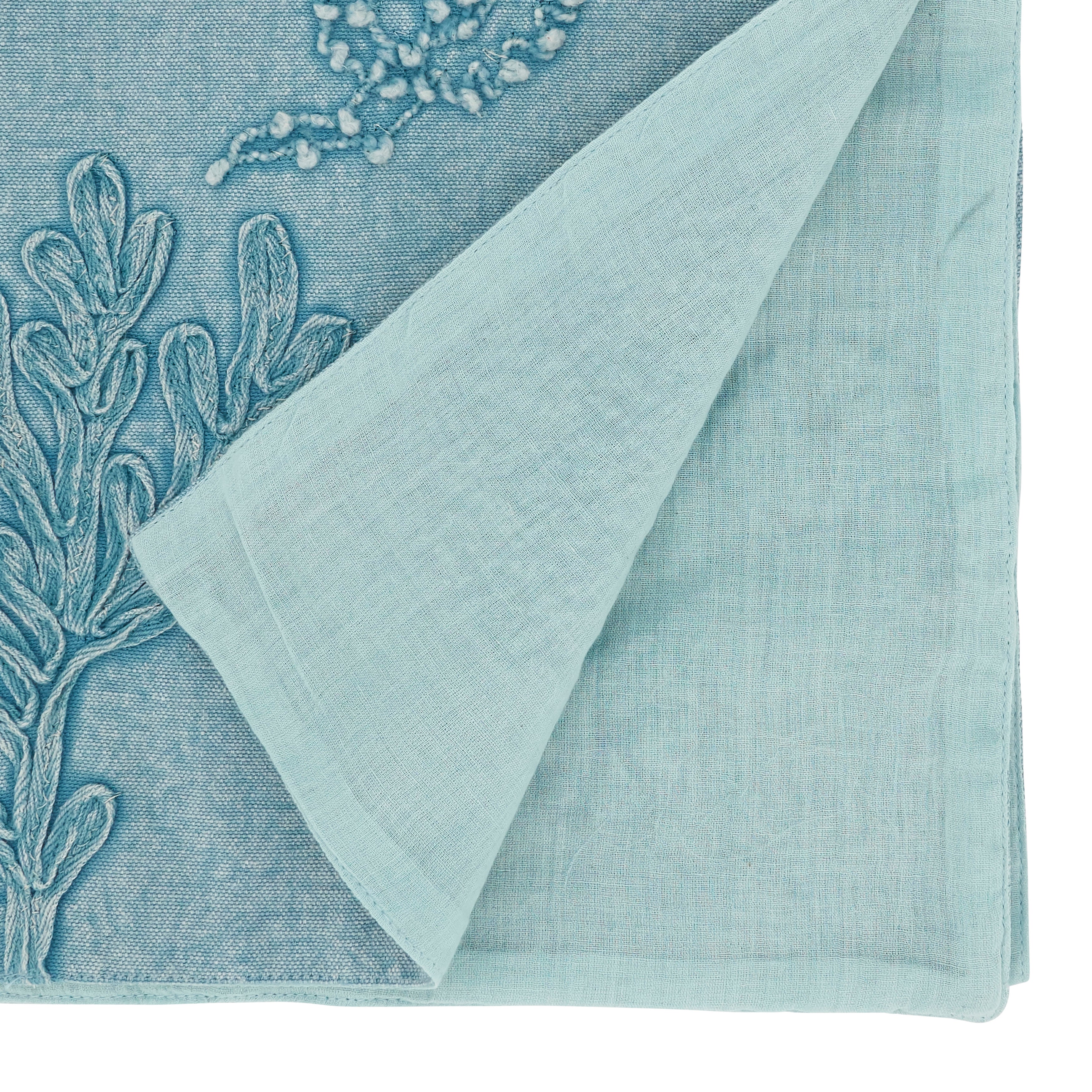 Seashore Stonewashed Detail Table Runner
