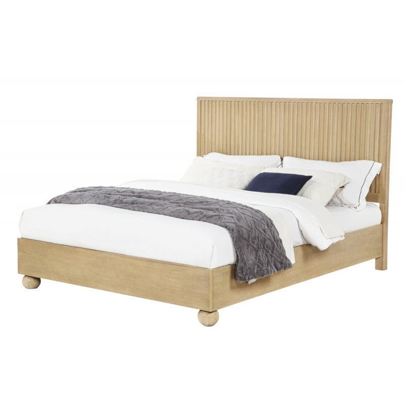 Fluted Modern Light Oak Wooden Platform Bed – Modern Minimalist Design, Light Oak Finish