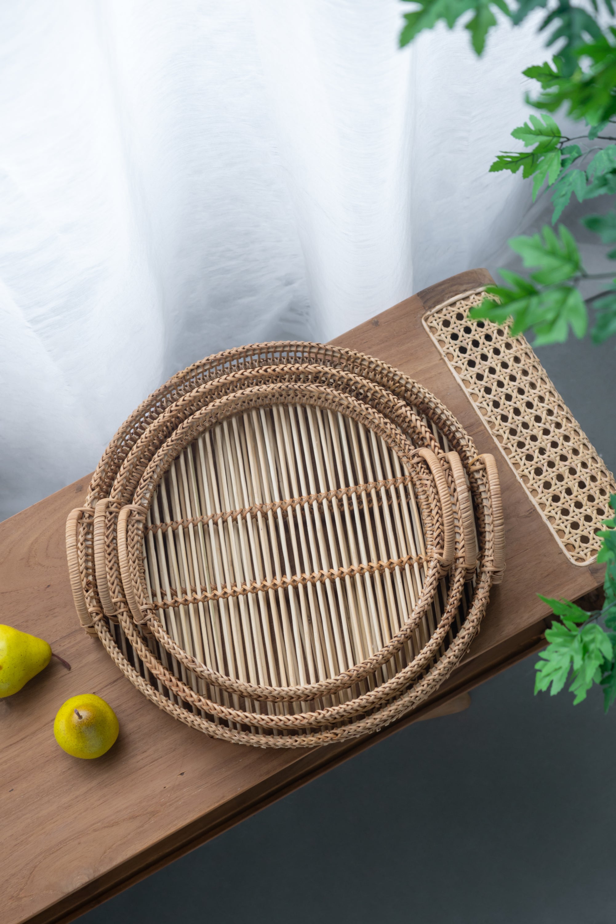 Round Decorative Brown Bamboo Woven Trays with Handles, Set of 3