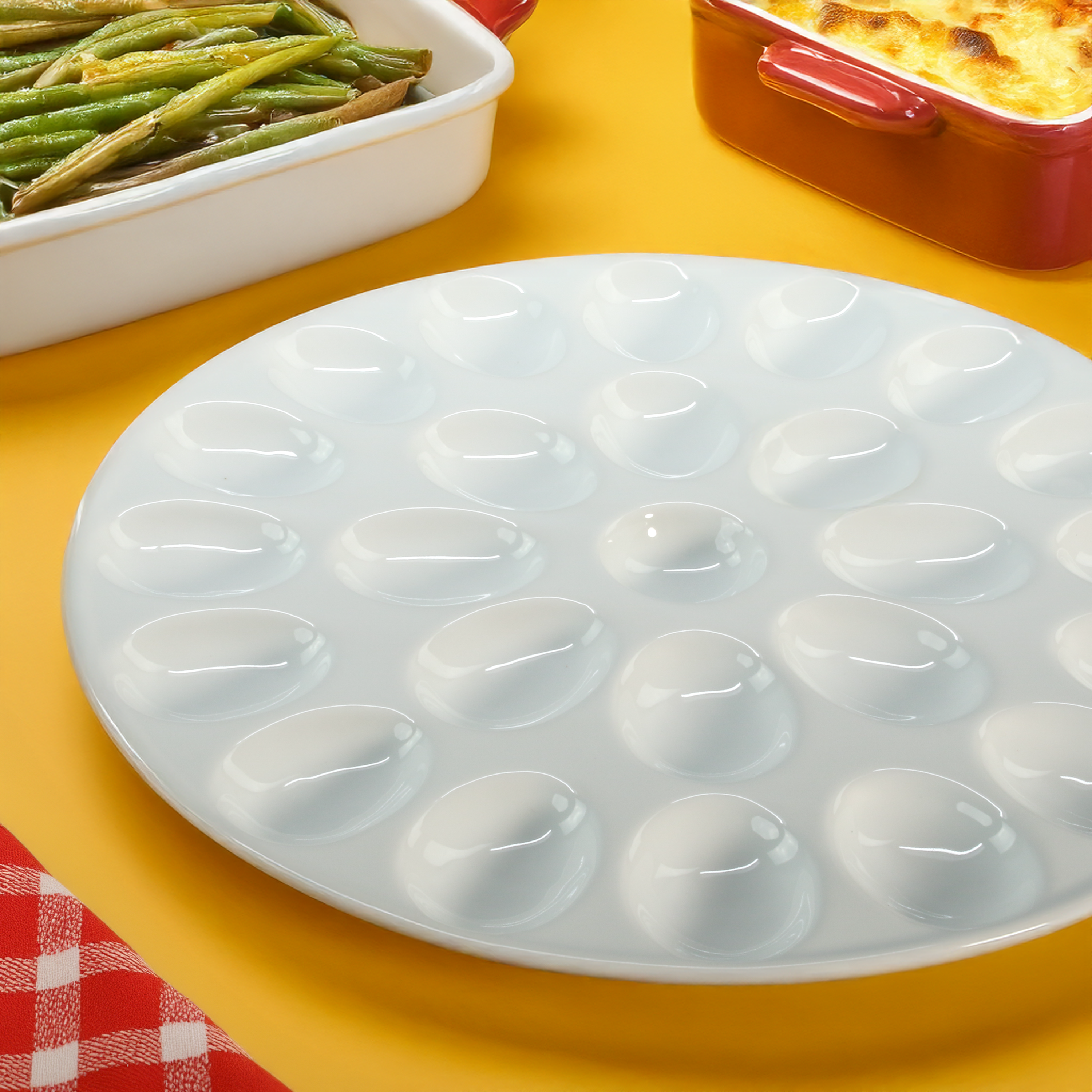 Round Egg Plate