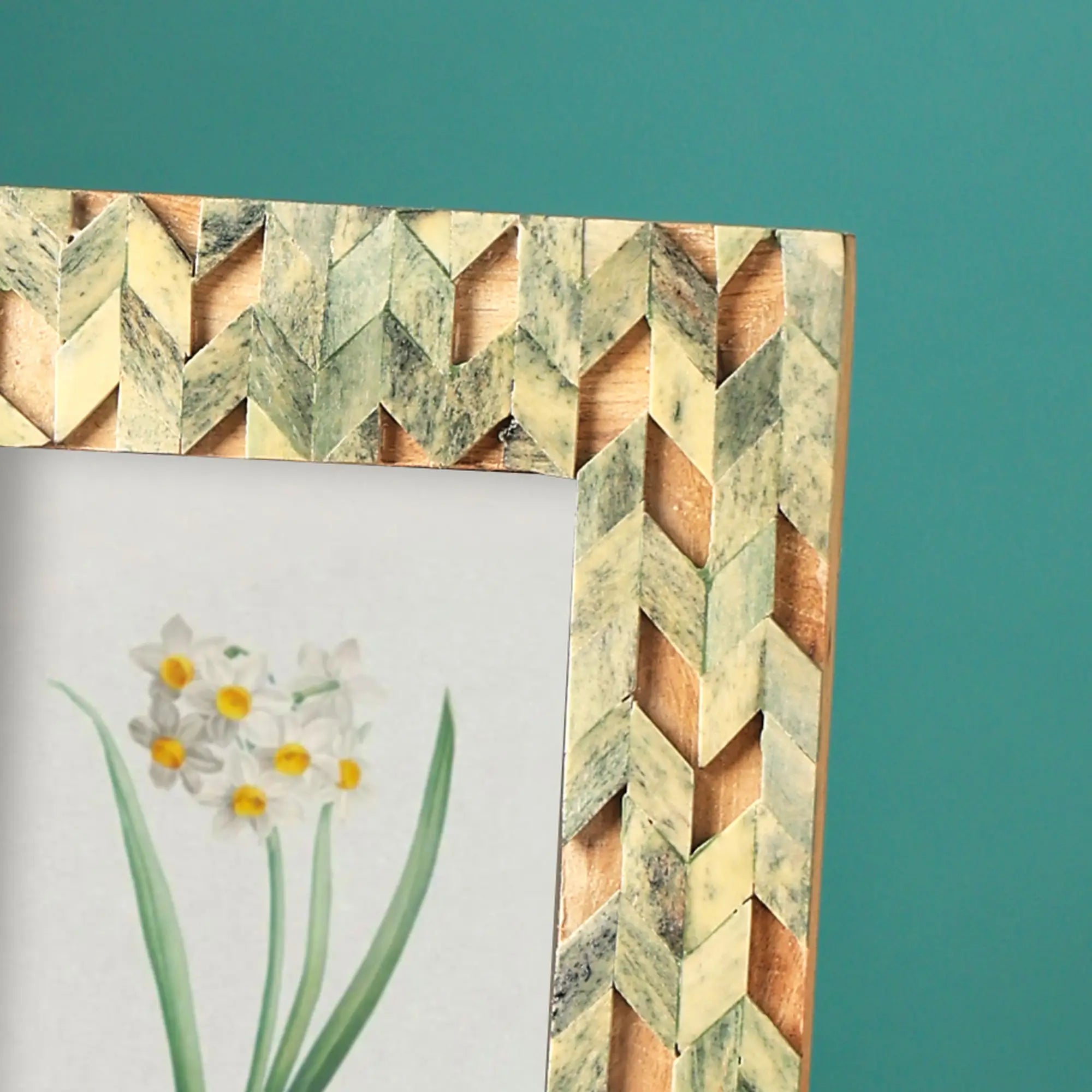 Bone Chevron Chips Overlay Frame