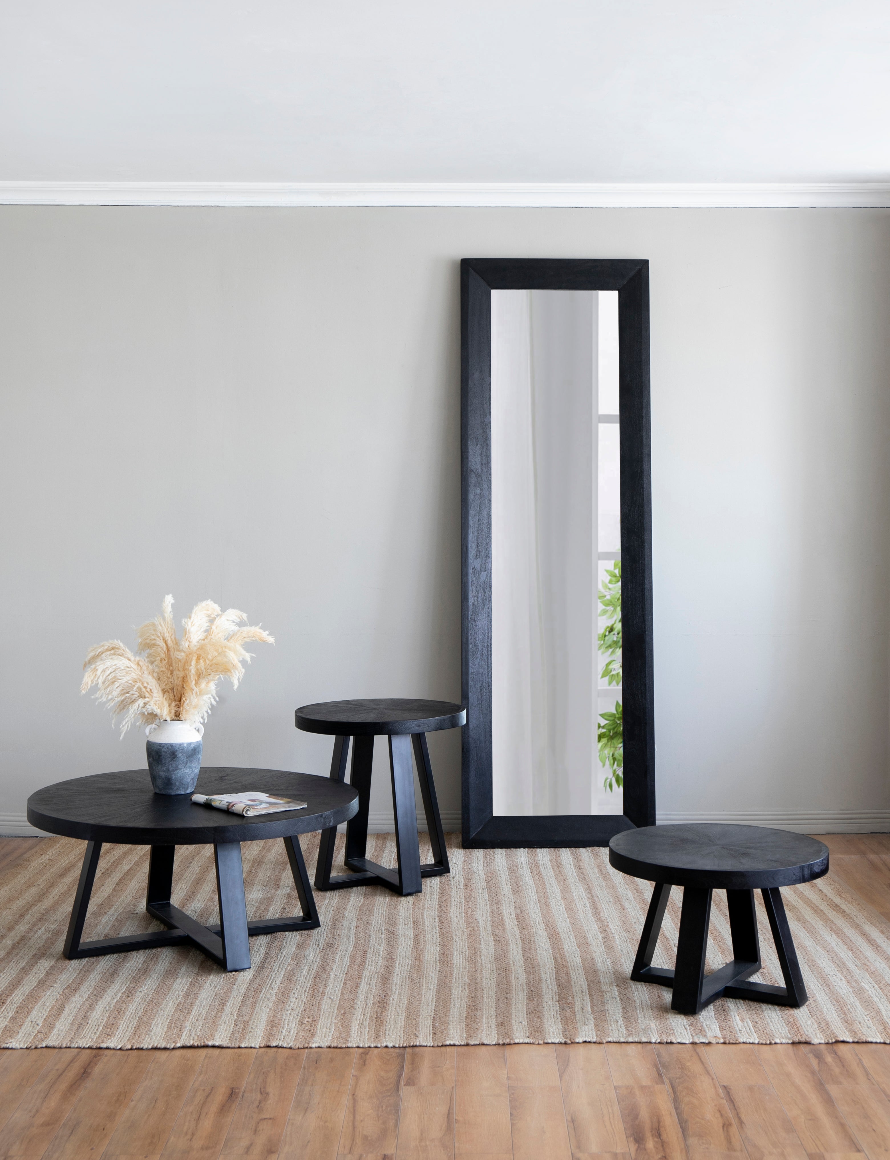 Round Coffee Table, Black