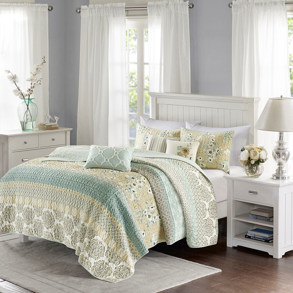 Madison Park Willa Quilt - Thumbnail 3