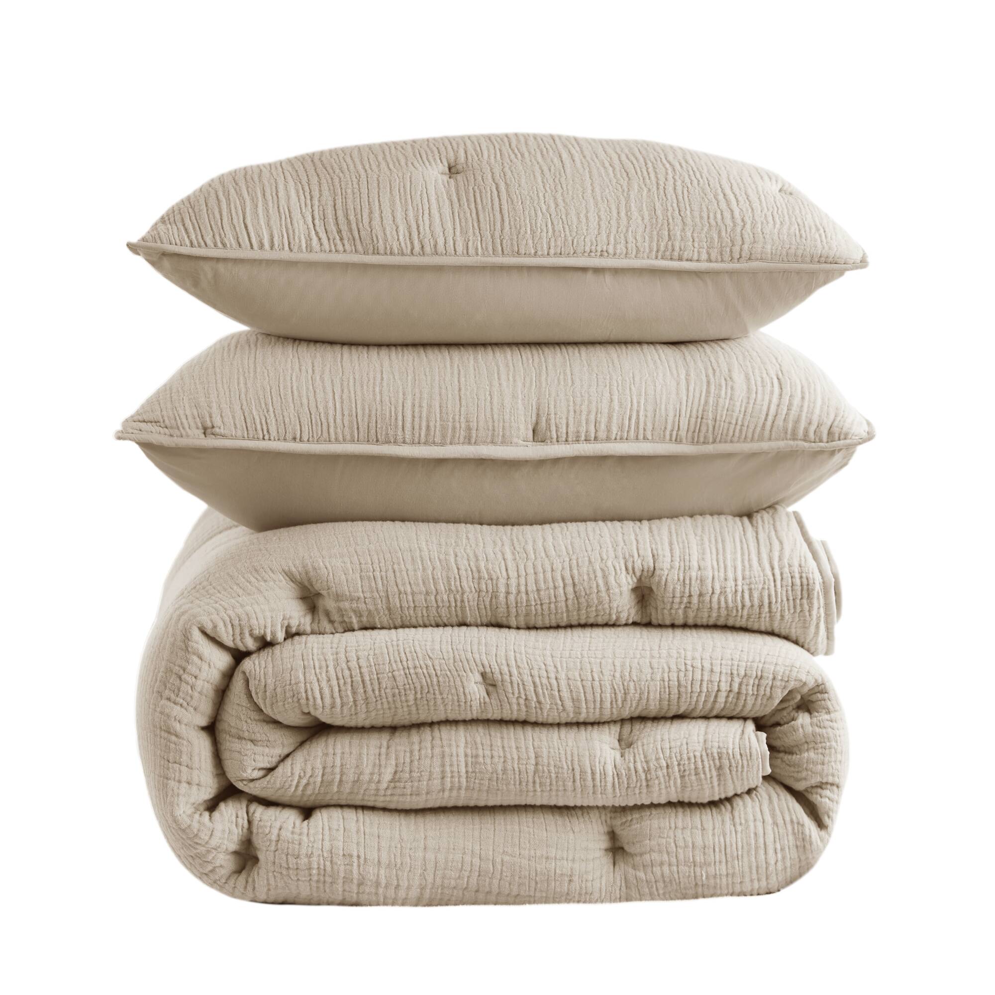 3 Piece Cotton Gauze Embroidered Quilt Set