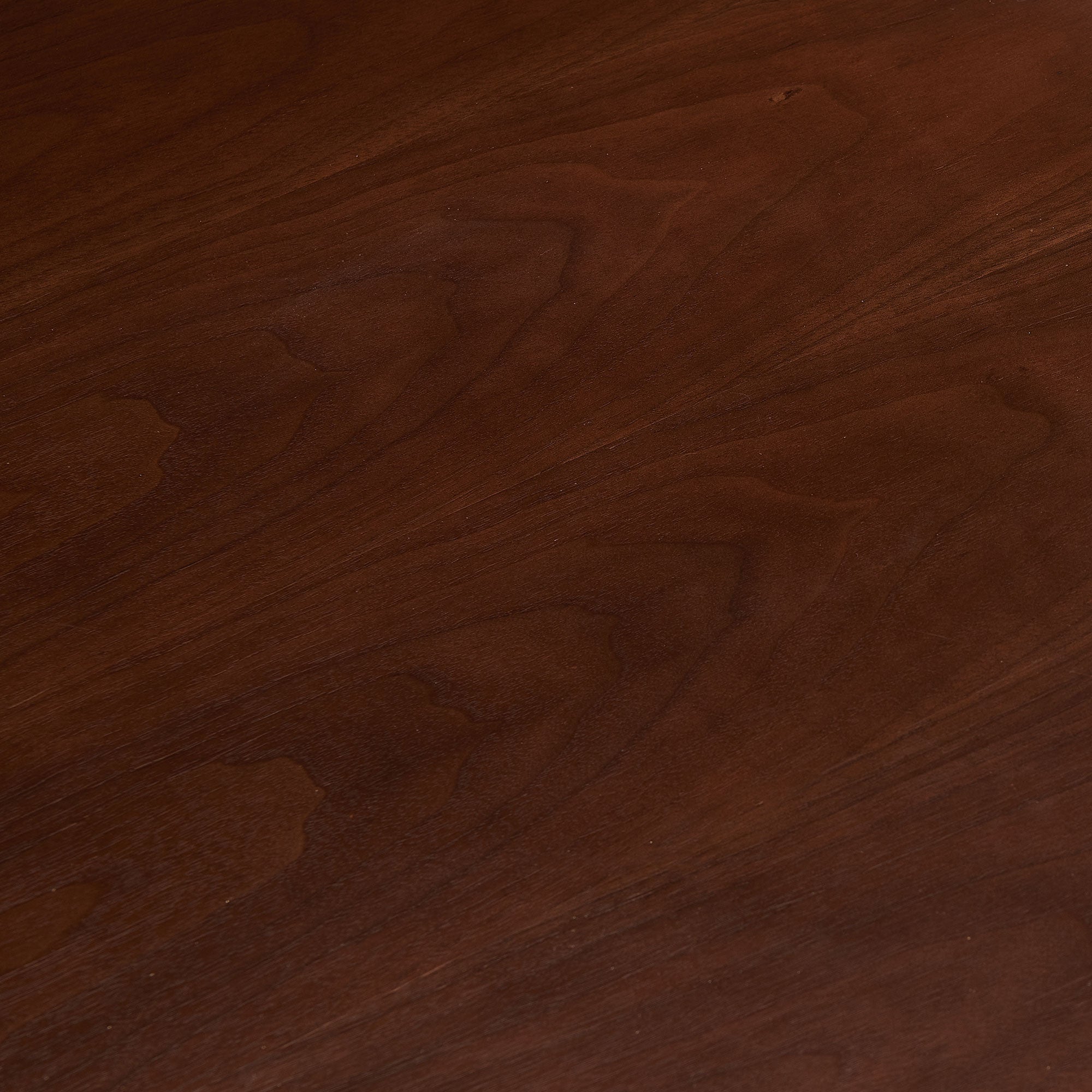Fantasia Round Coffee Table with Column Design
