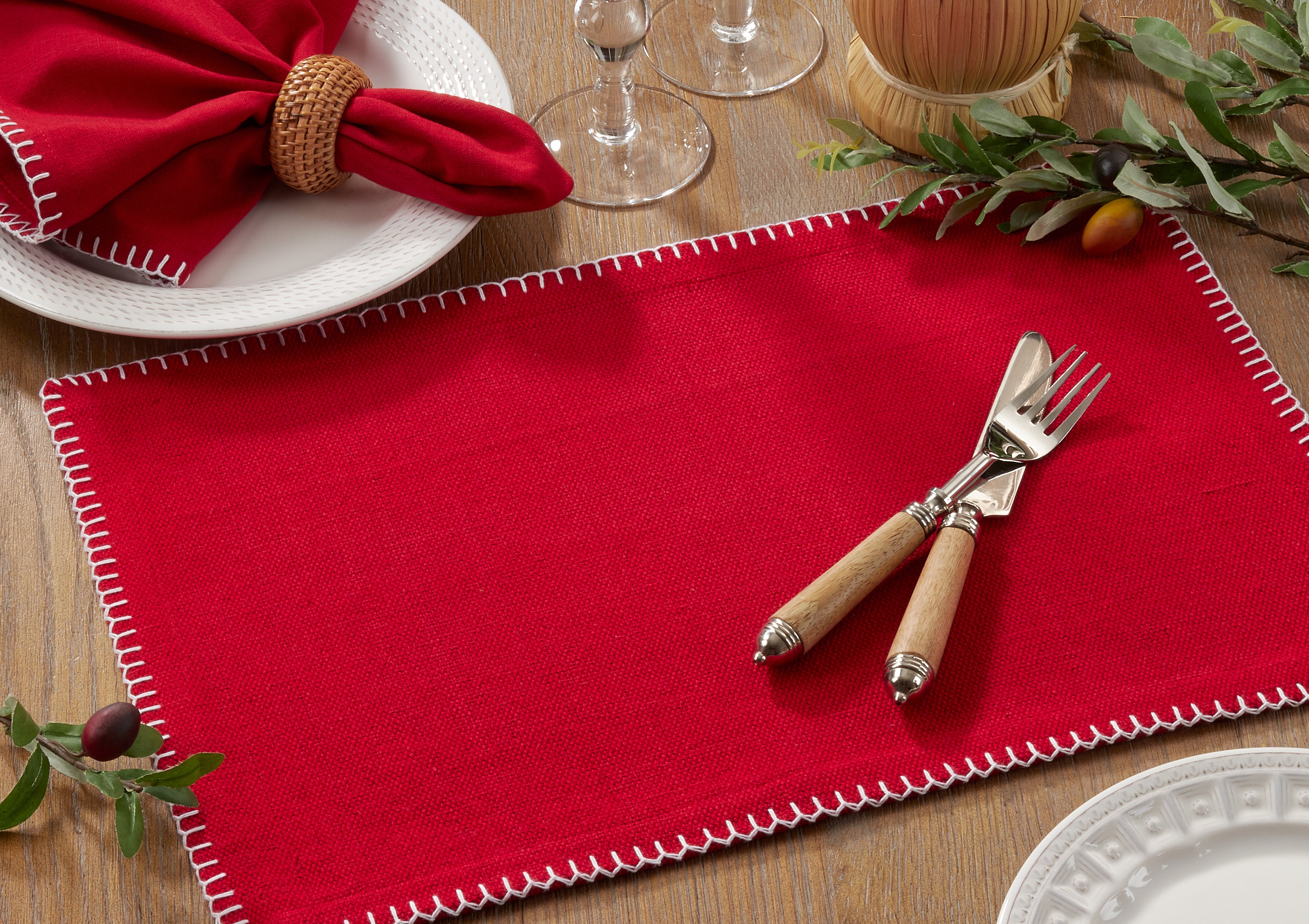 Whip Stitched Design Placemat, Set of 4