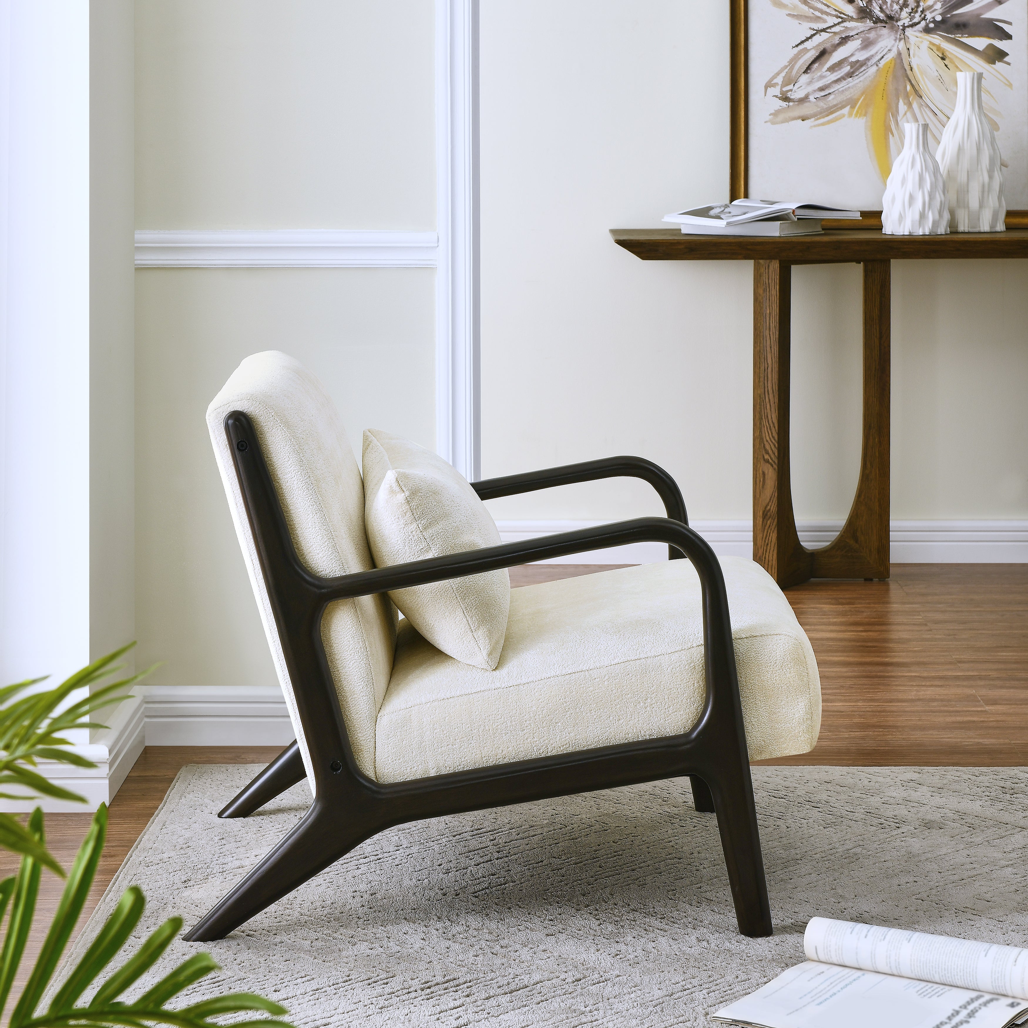 Eterna Mid-Century Modern Style Accent Chair with Removable Lumbar Pillow