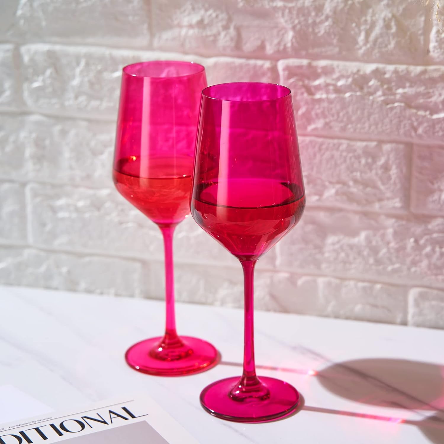 Chica Stemmed Wine Glasses Hot Pink, Set of 2