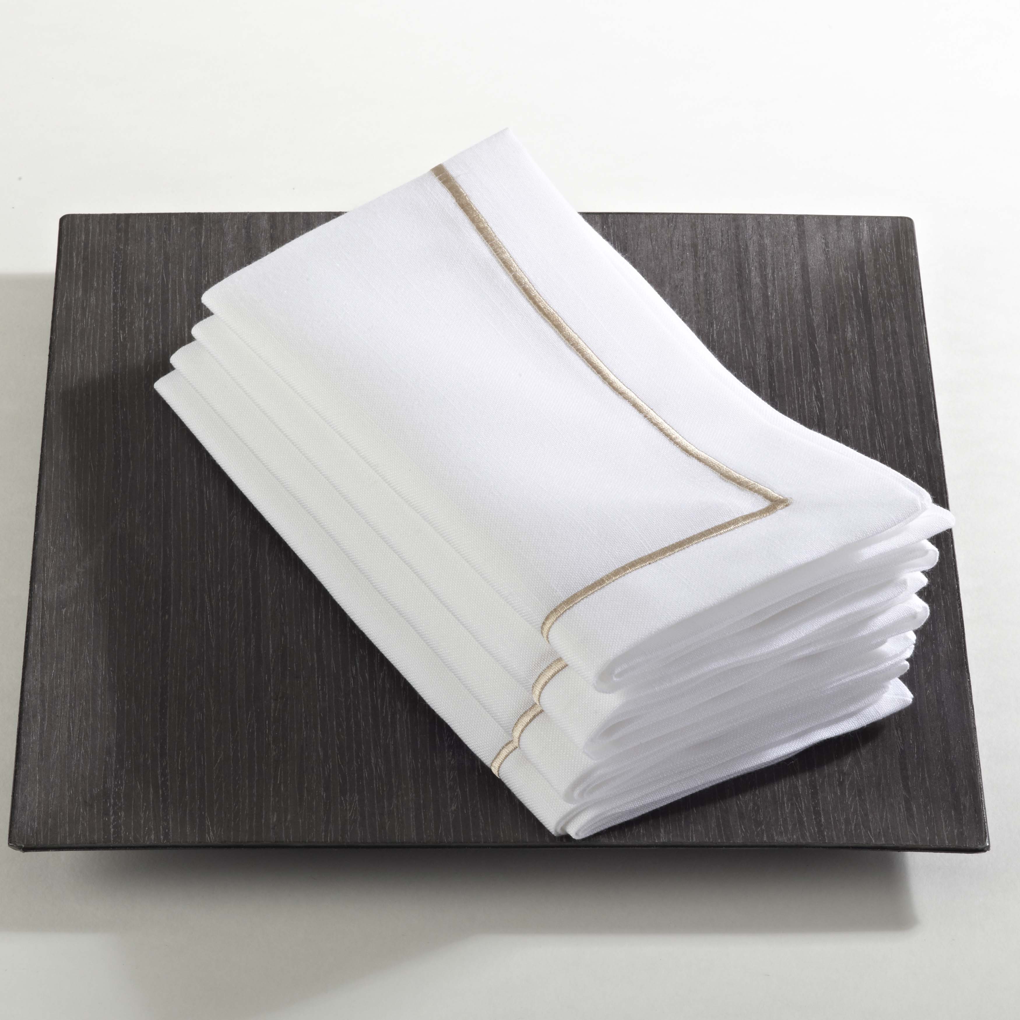 Embroidered Line Design Napkin, Set of 4