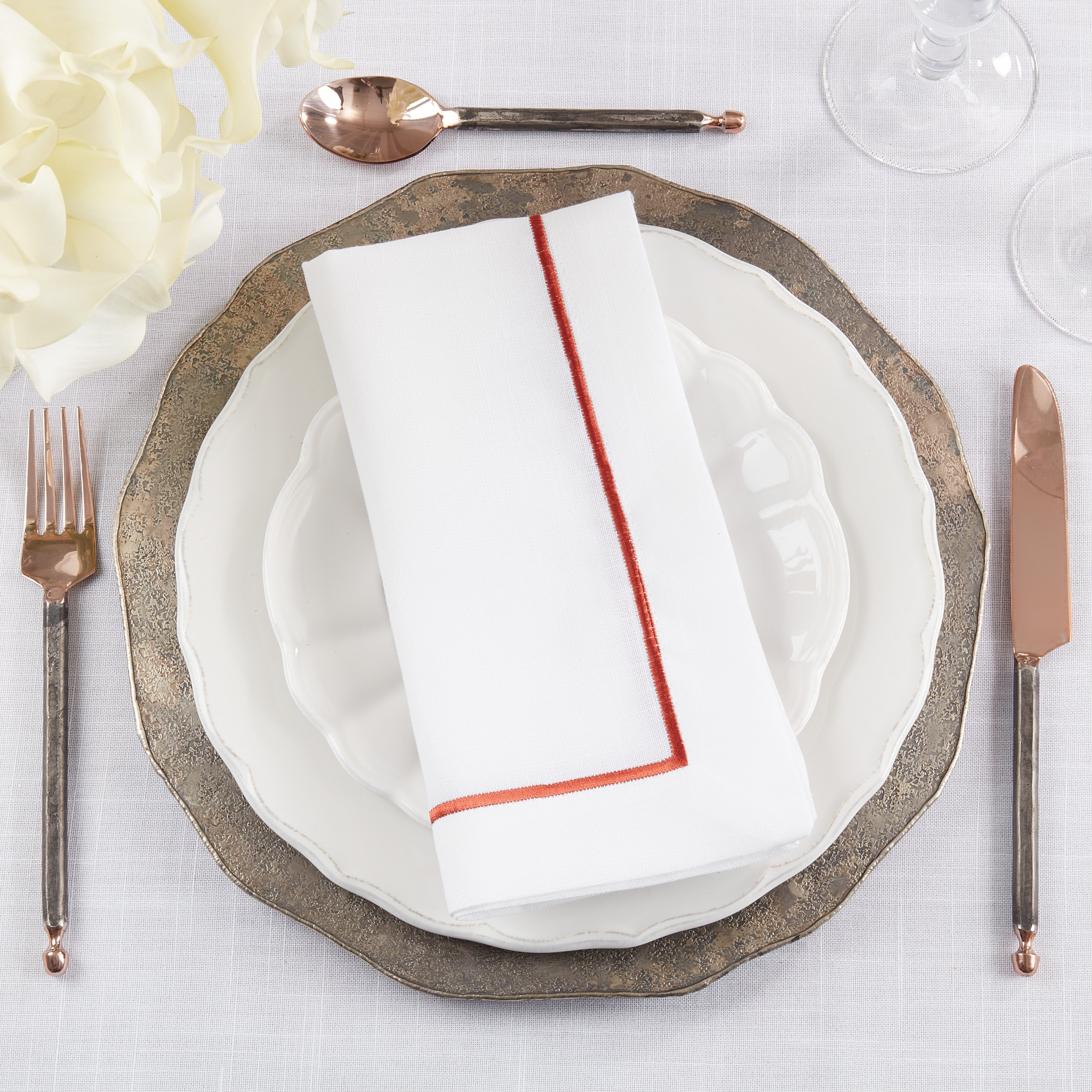 Embroidered Line Design Napkin, Set of 4
