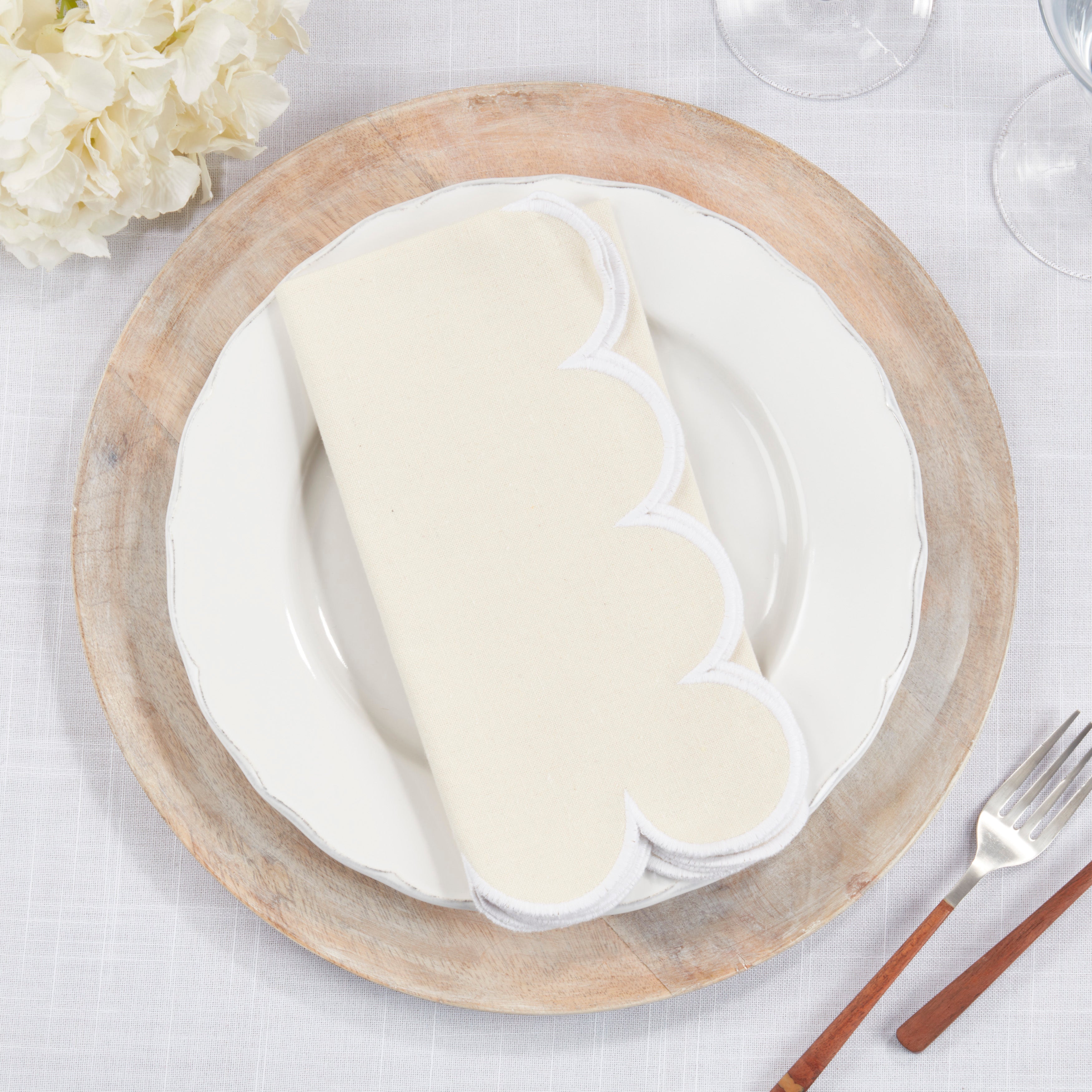 Scalloped Hem Napkin, Set of 4